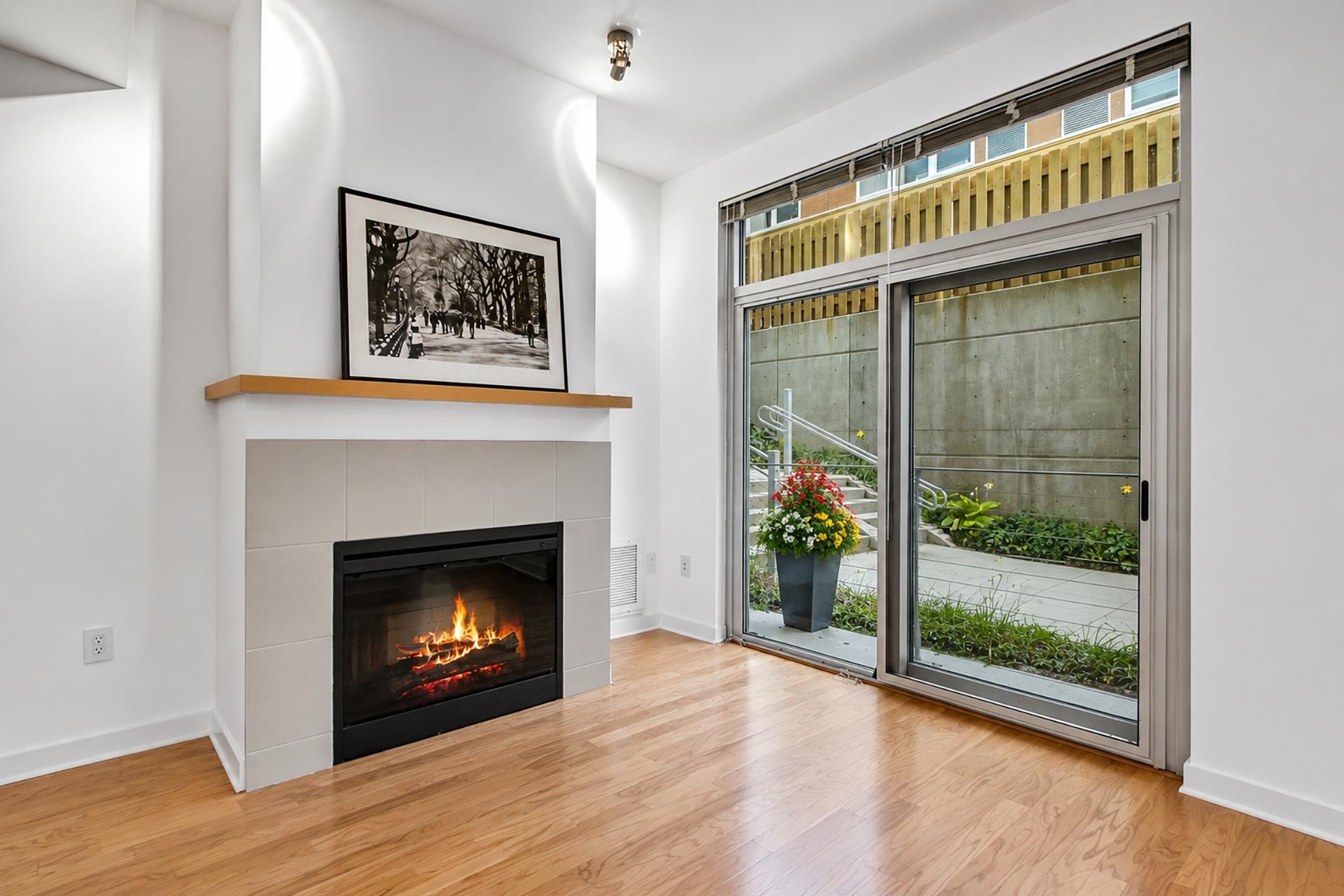 309 W Washington Avenue, #102, Madison, WI 53703