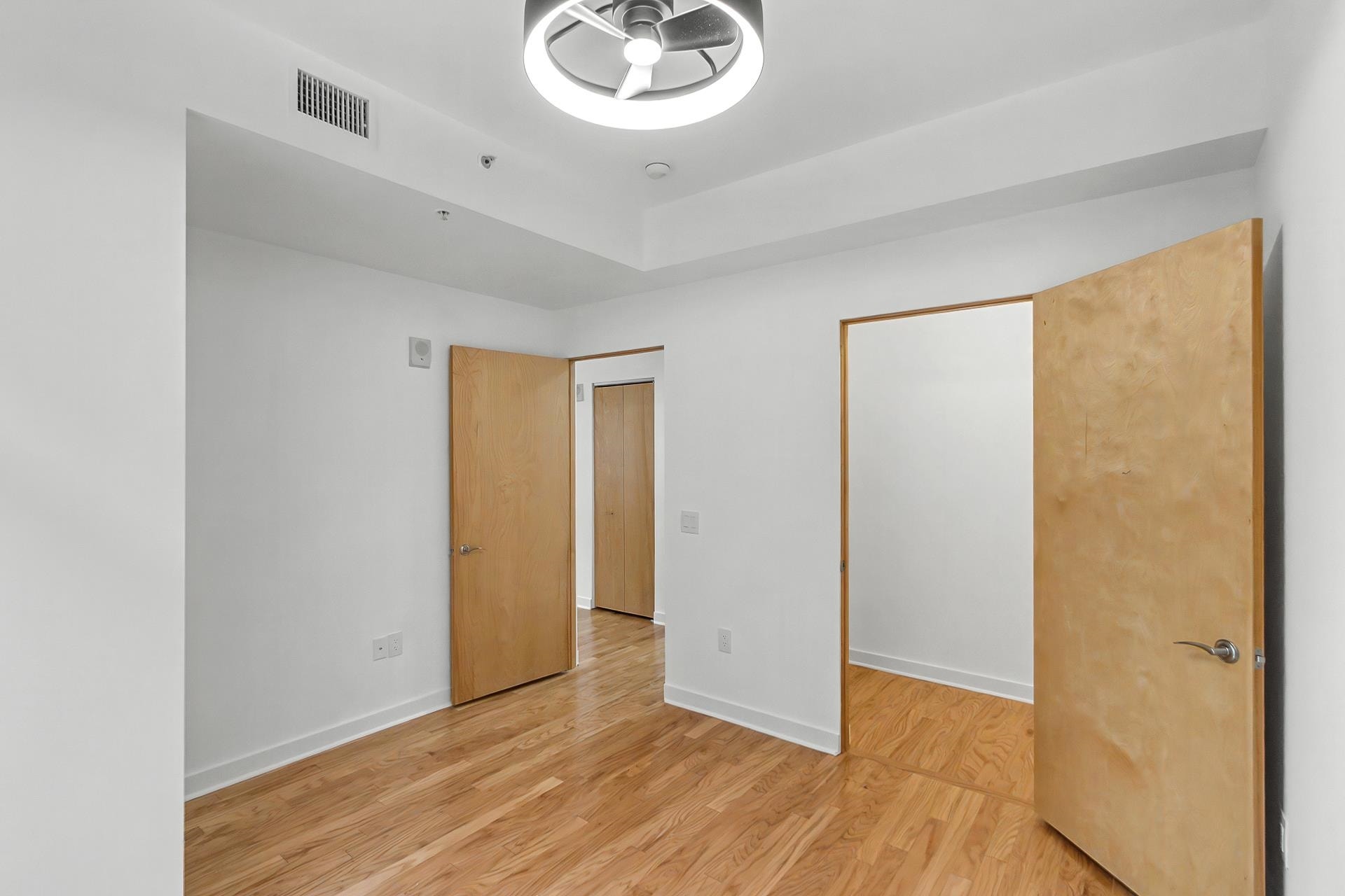 309 W Washington Avenue, #102, Madison, WI 53703
