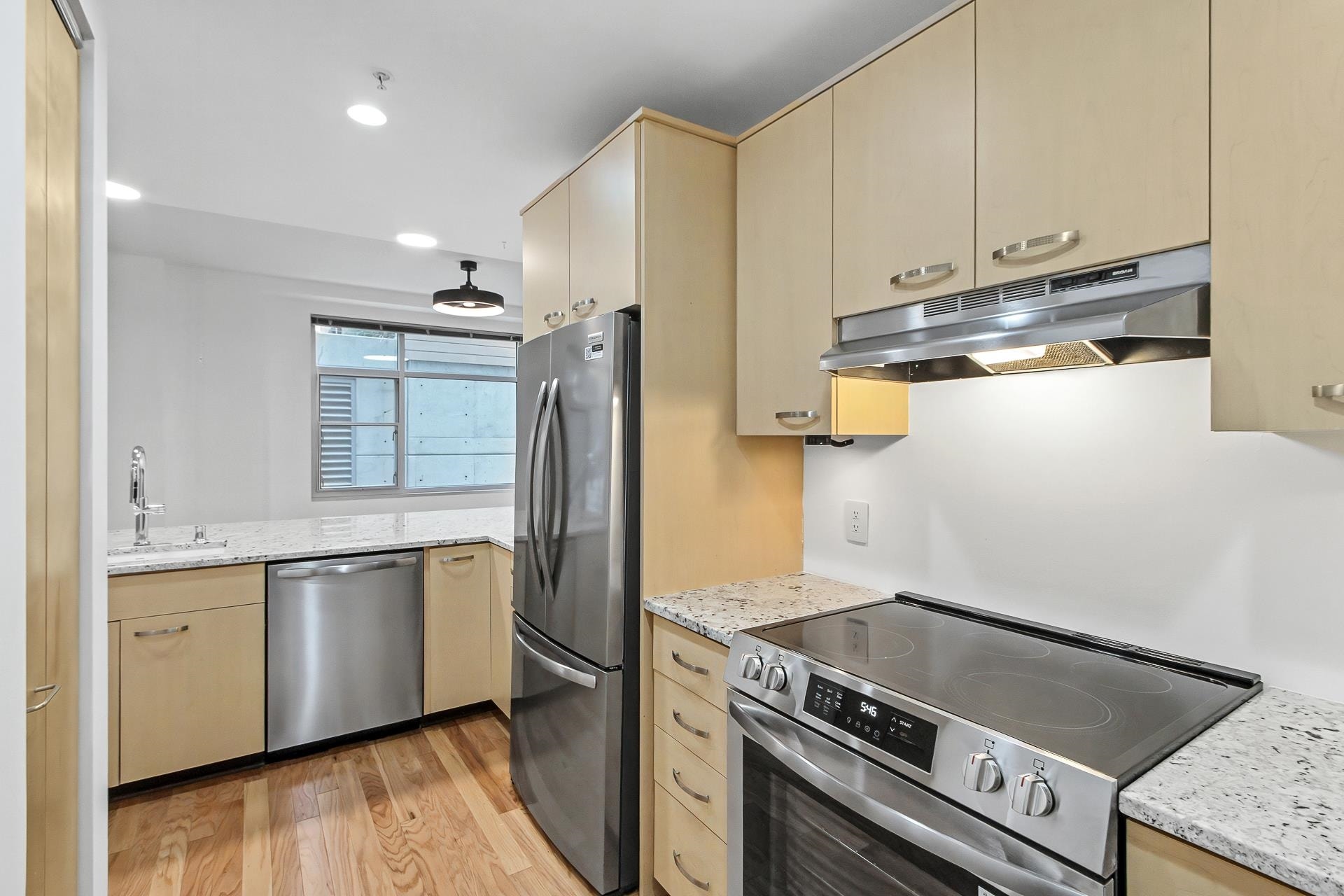 309 W Washington Avenue, #102, Madison, WI 53703