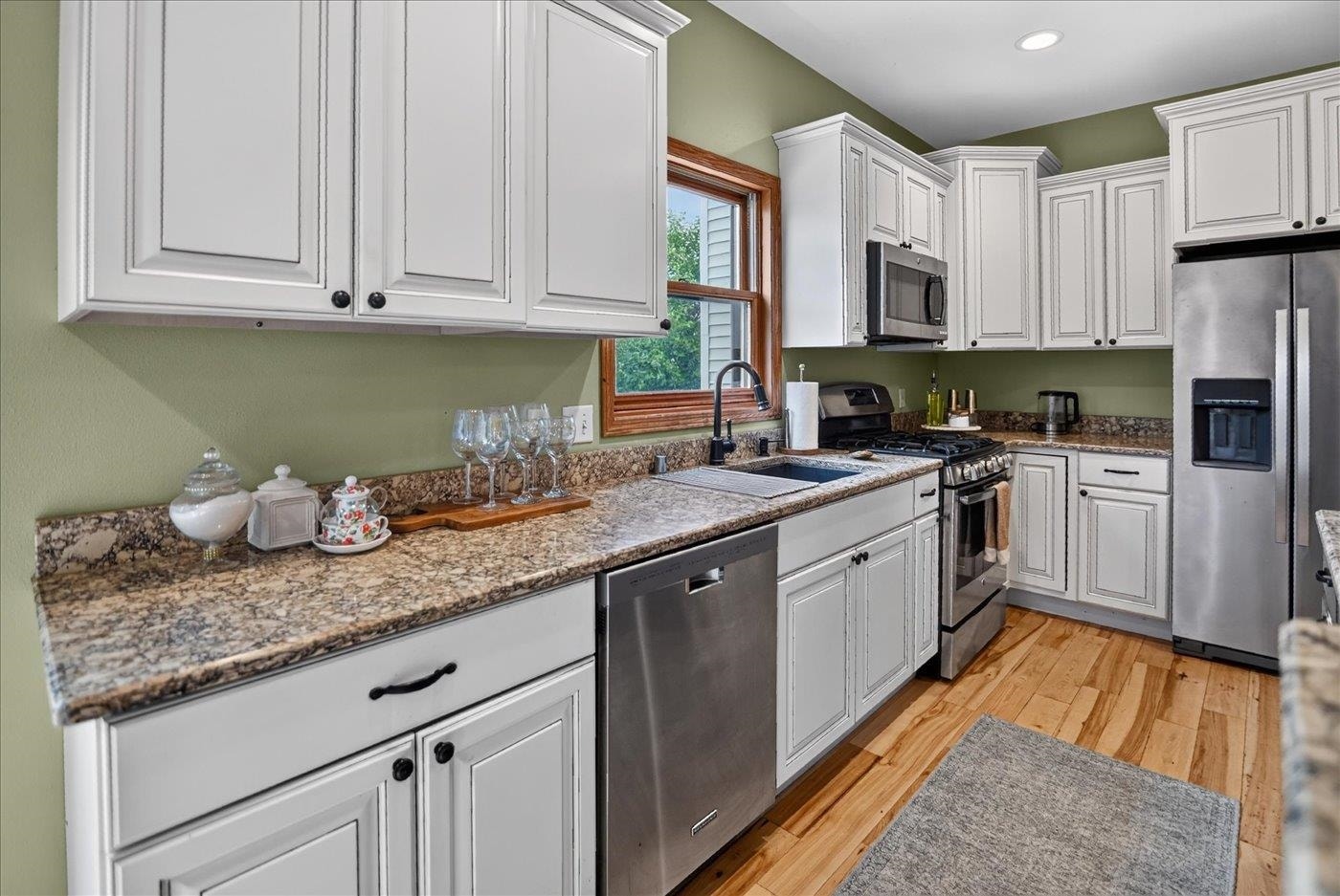1730 Stonehaven Drive, Sun Prairie, WI 53590