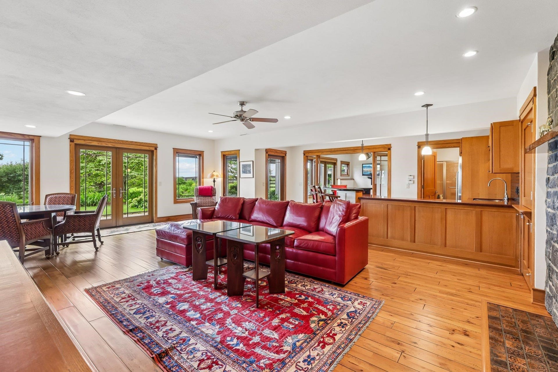 852 County Road Jg Road, Perry, WI 53572