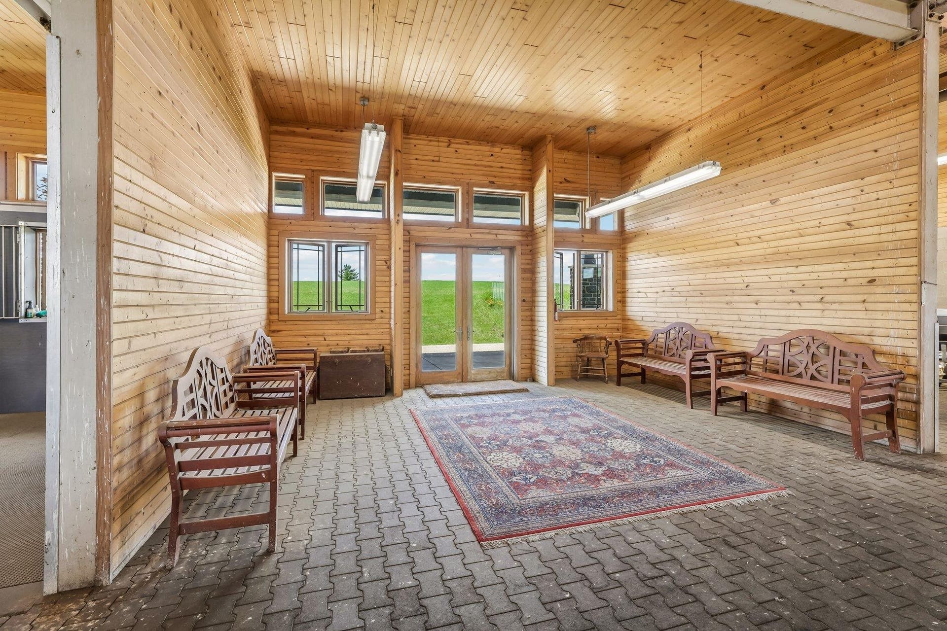 852 County Road Jg Road, Perry, WI 53572