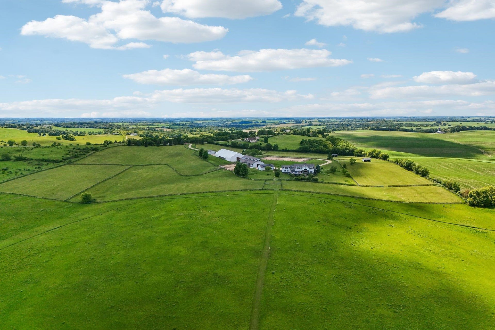 852 County Road Jg Road, Perry, WI 53572