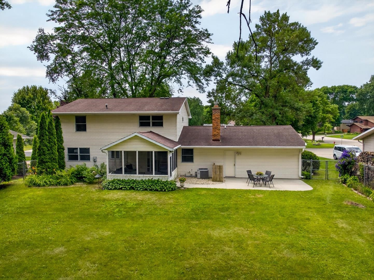 5646 Pennwall Street, Fitchburg, WI 53711