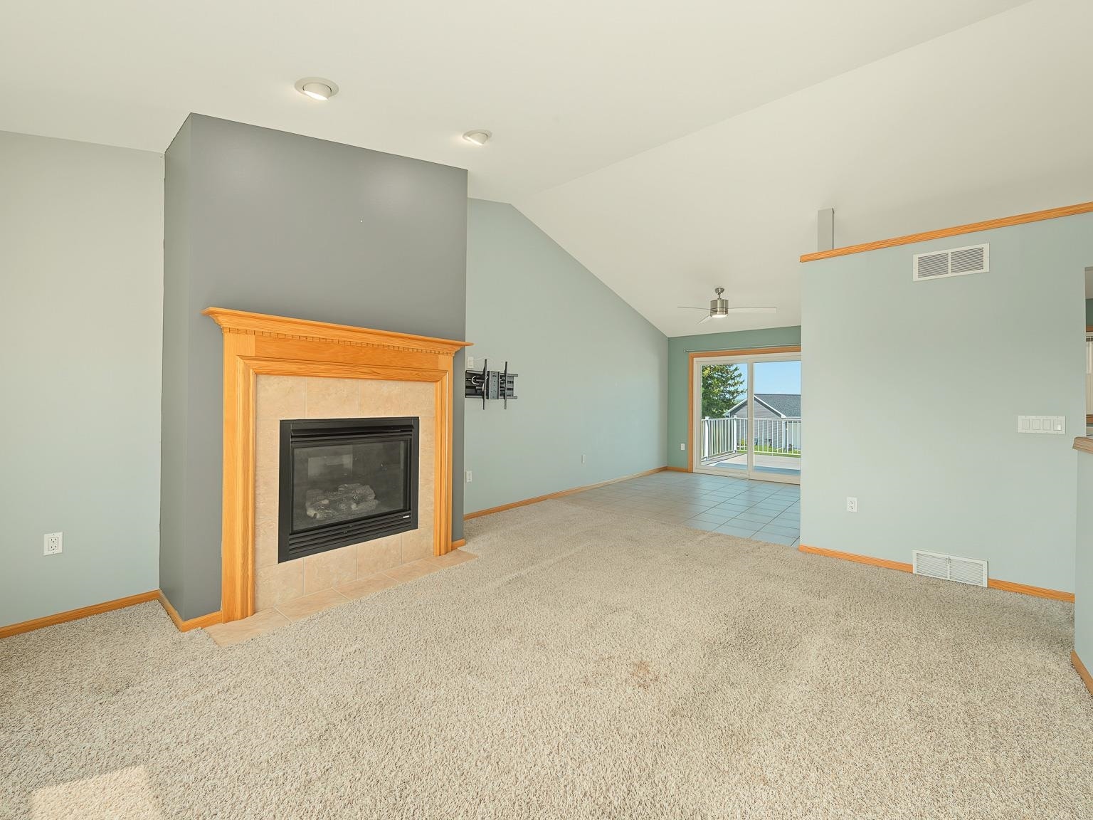 6738 Henry Road, Montrose, WI 53508