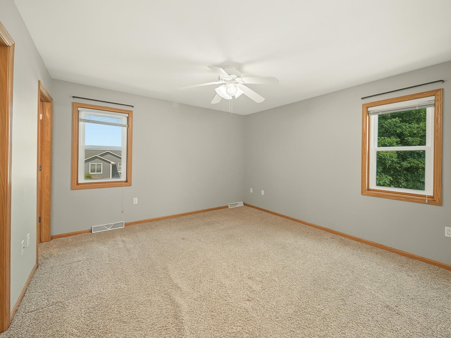 6738 Henry Road, Montrose, WI 53508