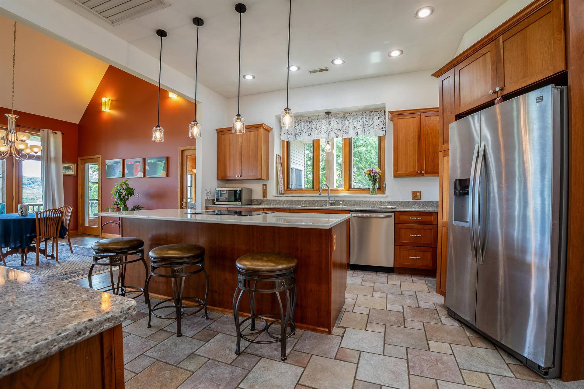 4526 County Road Q, Highland, WI 53533-8530