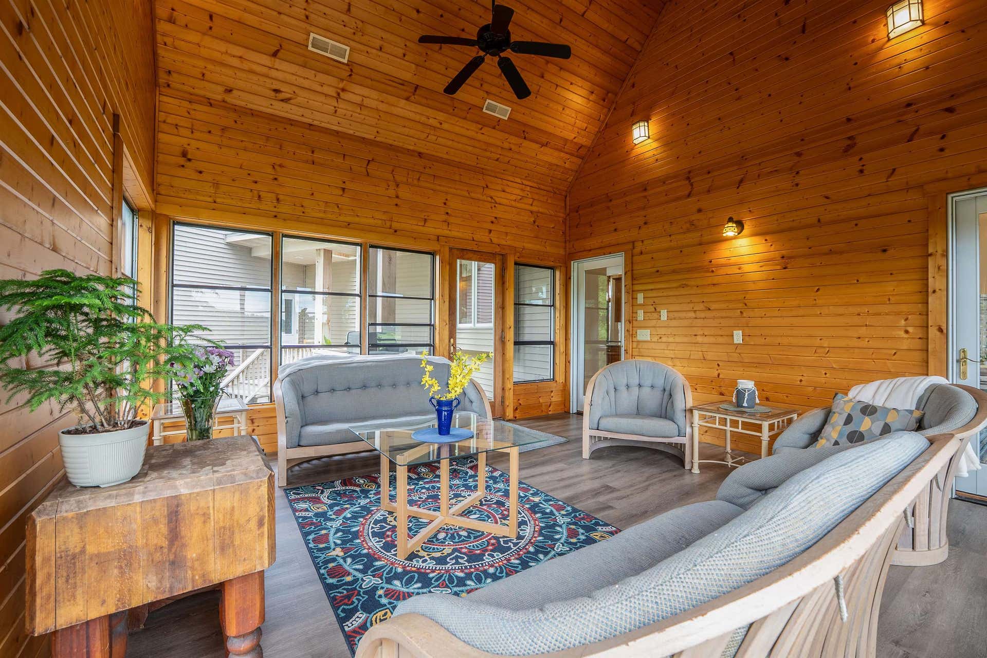 4526 County Road Q, Highland, WI 53533-8530