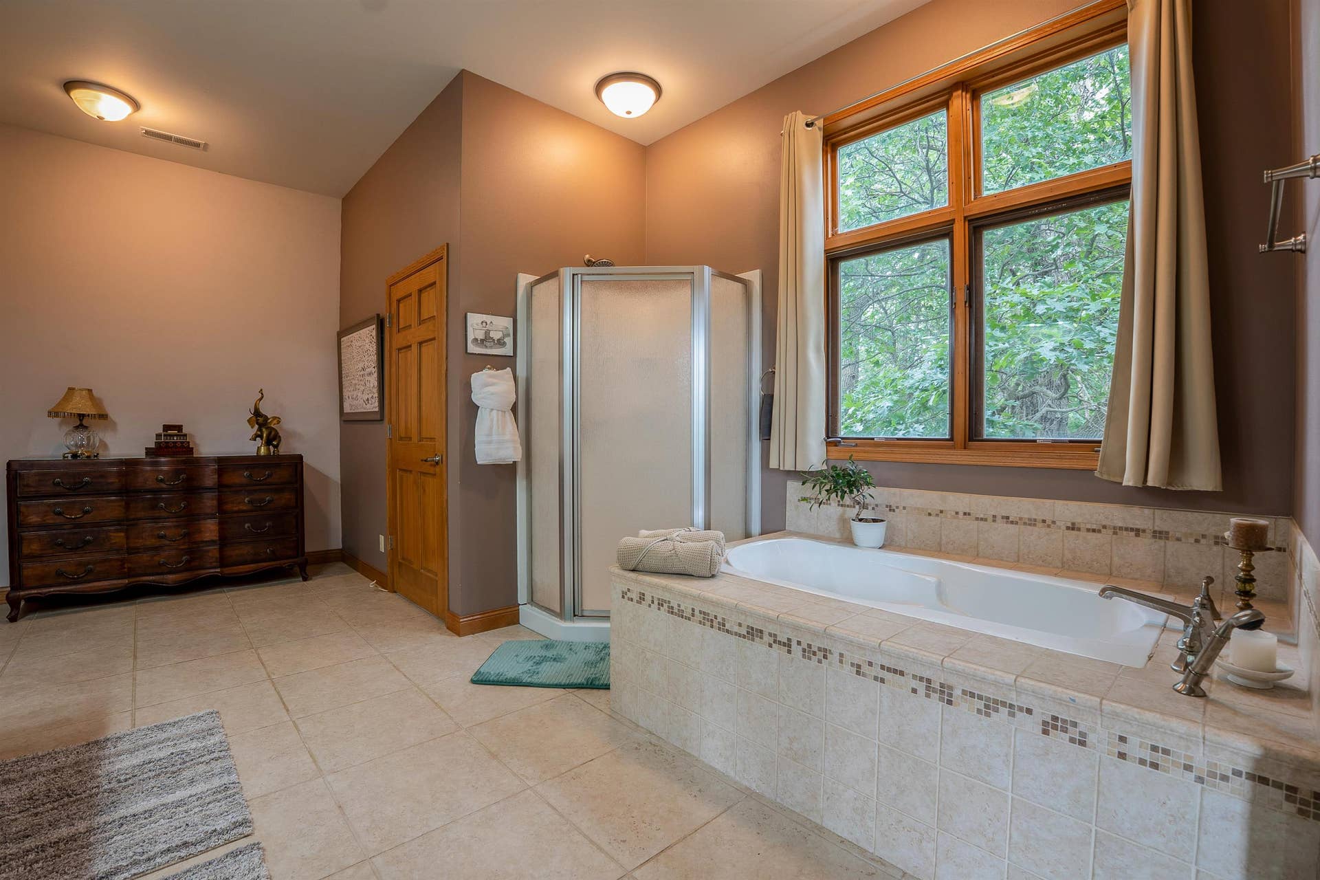4526 County Road Q, Highland, WI 53533-8530