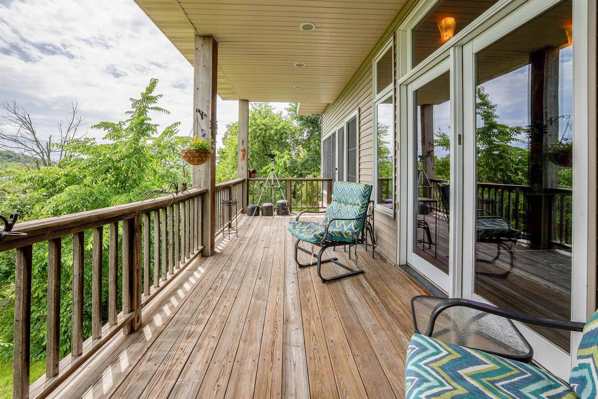 4526 County Road Q, Highland, WI 53533-8530