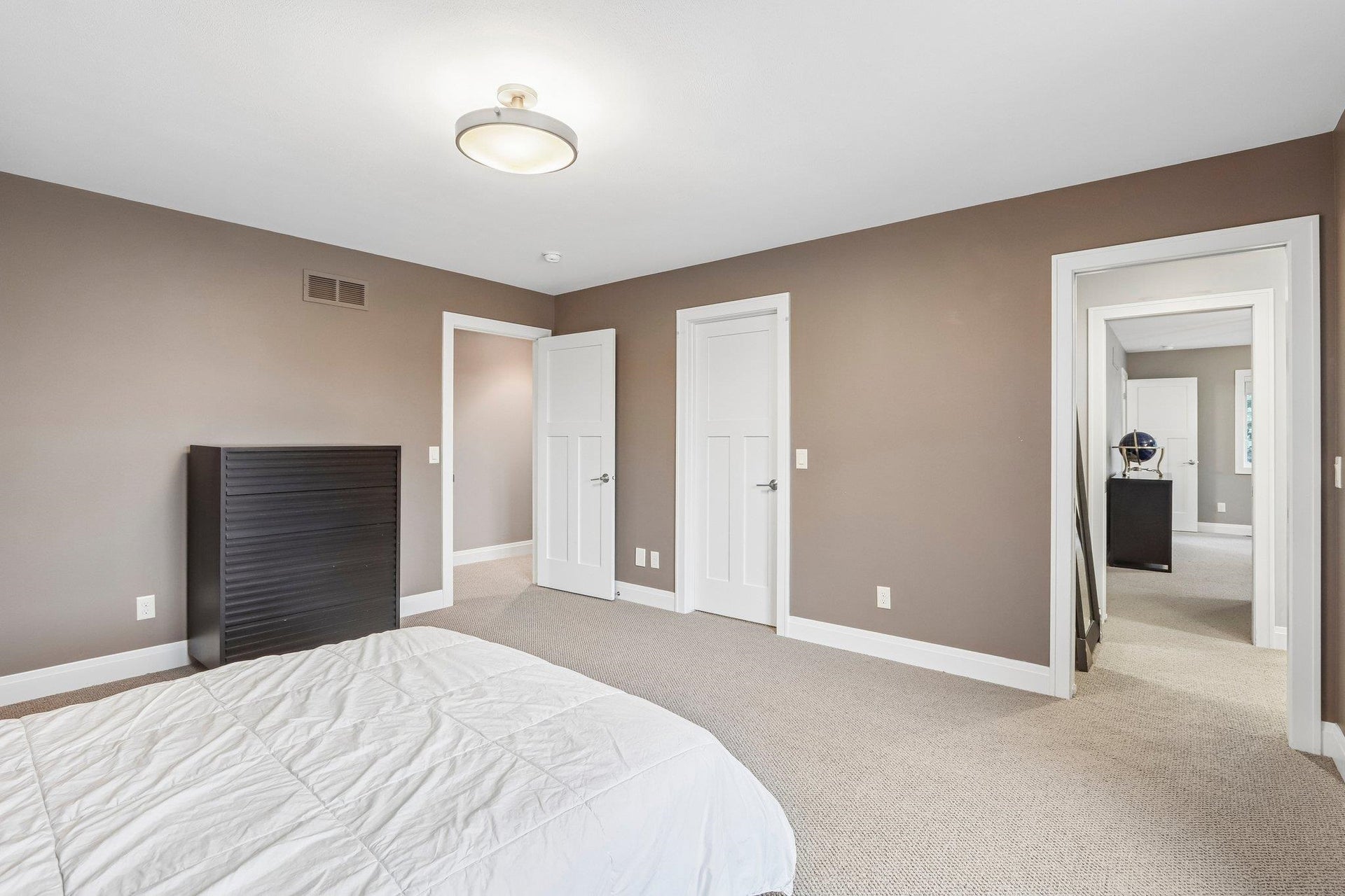 9913 Shadow Ridge Trail, Madison, WI 53562