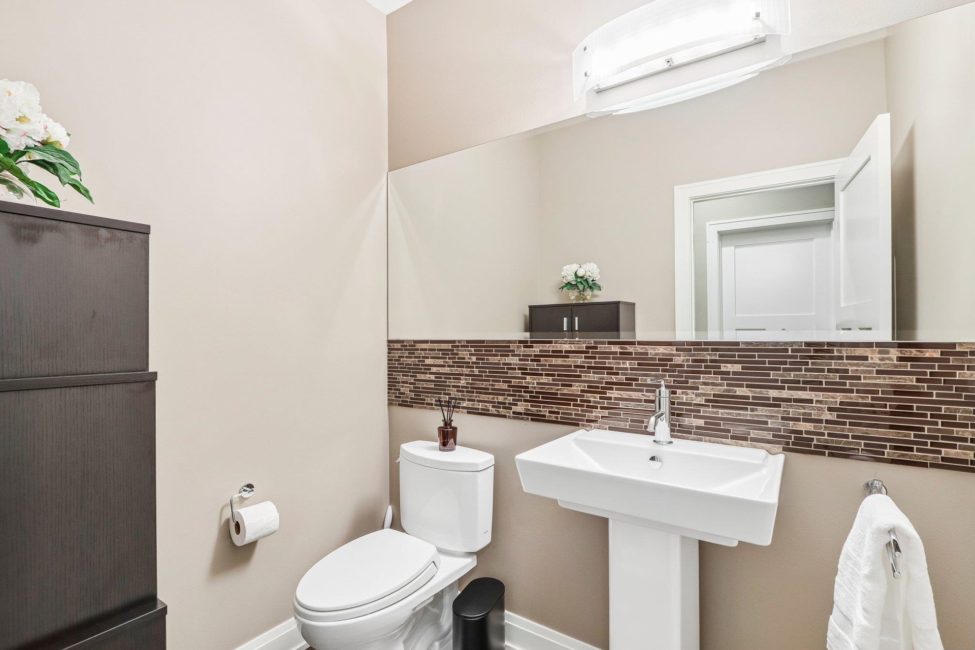 9913 Shadow Ridge Trail, Madison, WI 53562