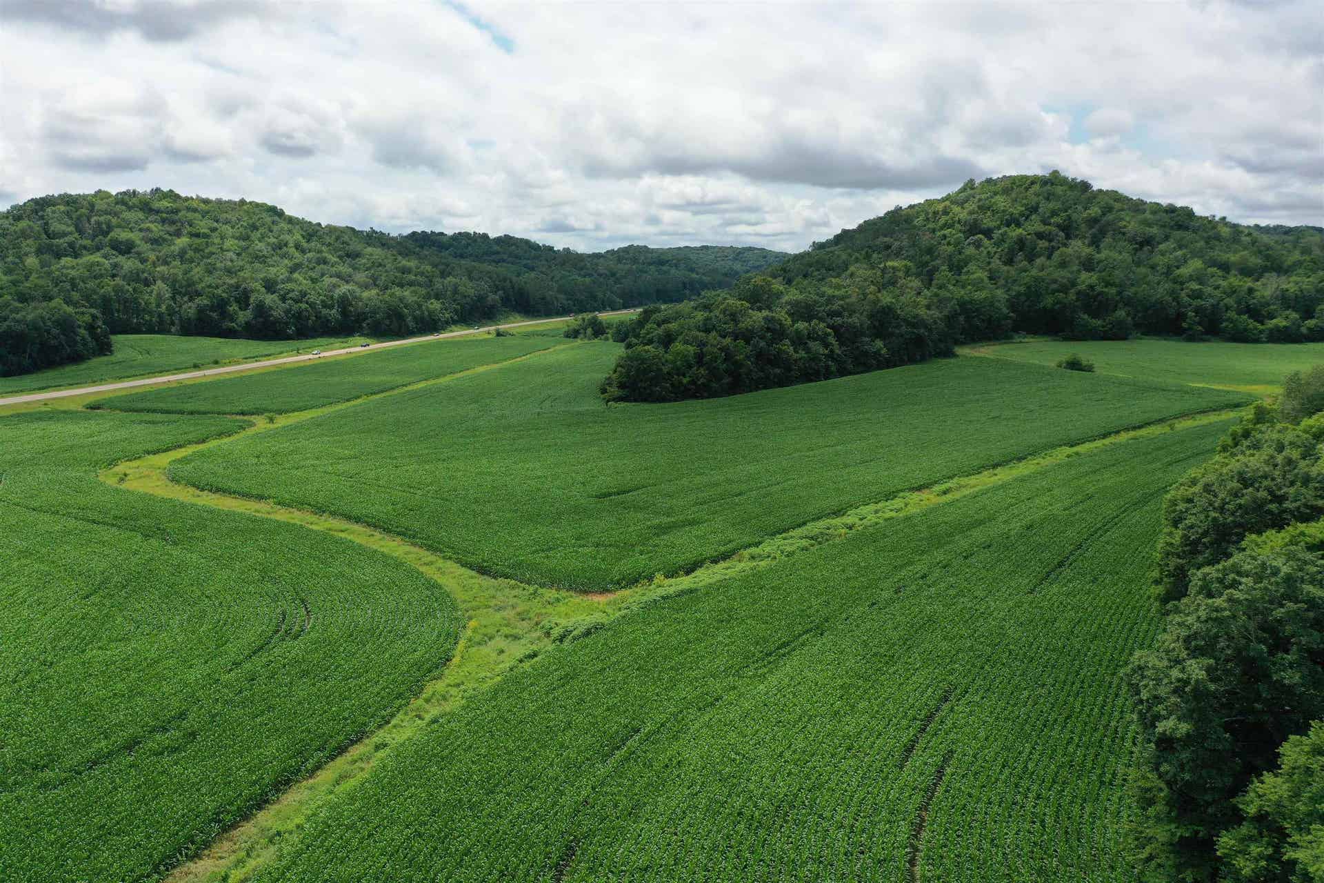115.76 Acres State Road 60 & Hwy B Road, Troy, WI 53583