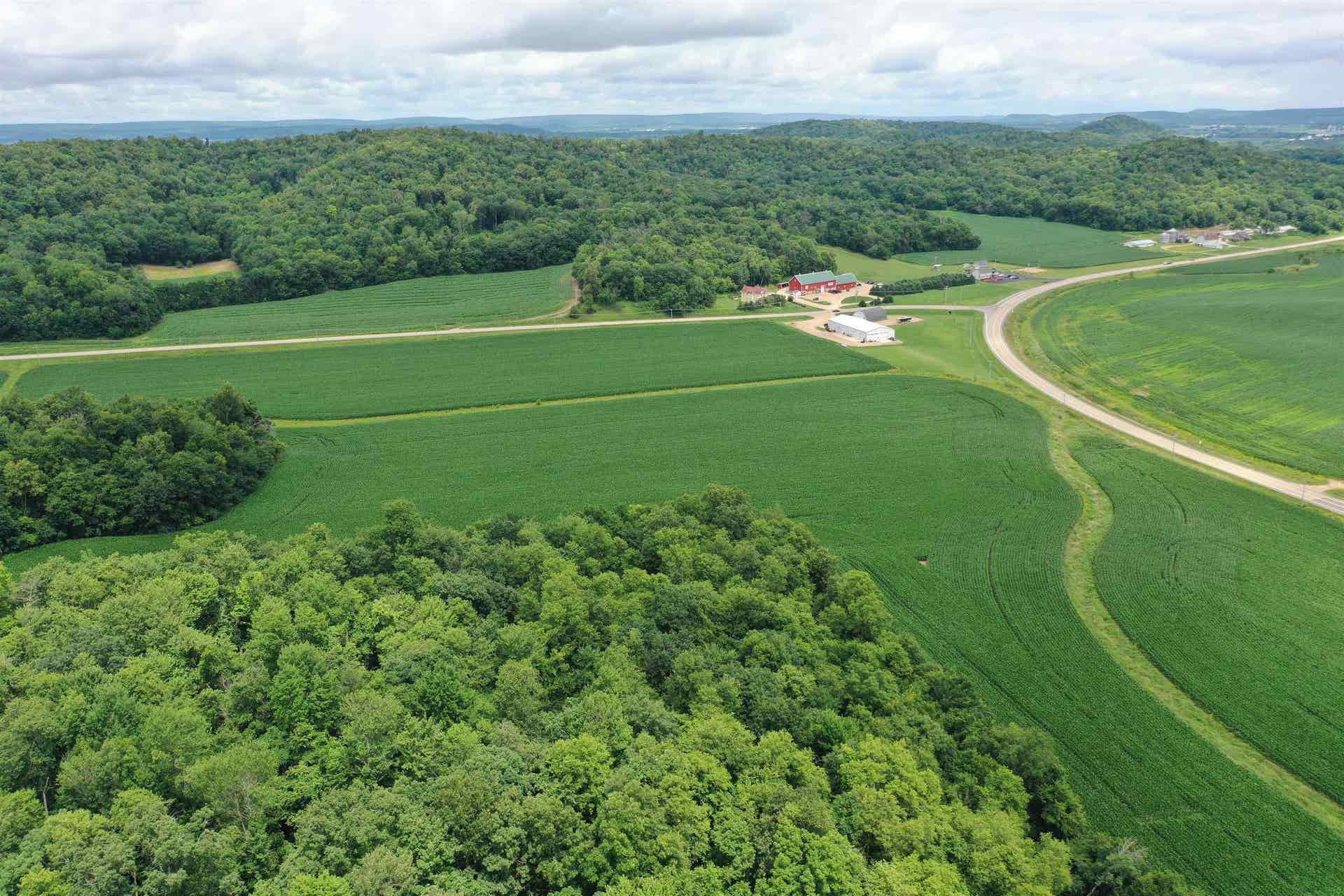 115.76 Acres State Road 60 & Hwy B Road, Troy, WI 53583