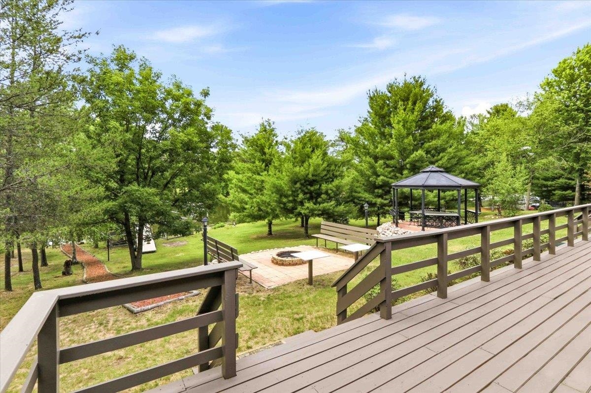 2317 W 18th Drive, Quincy, WI 53934