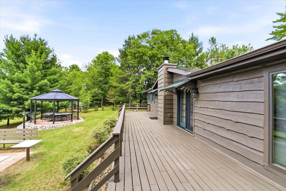 2317 W 18th Drive, Quincy, WI 53934