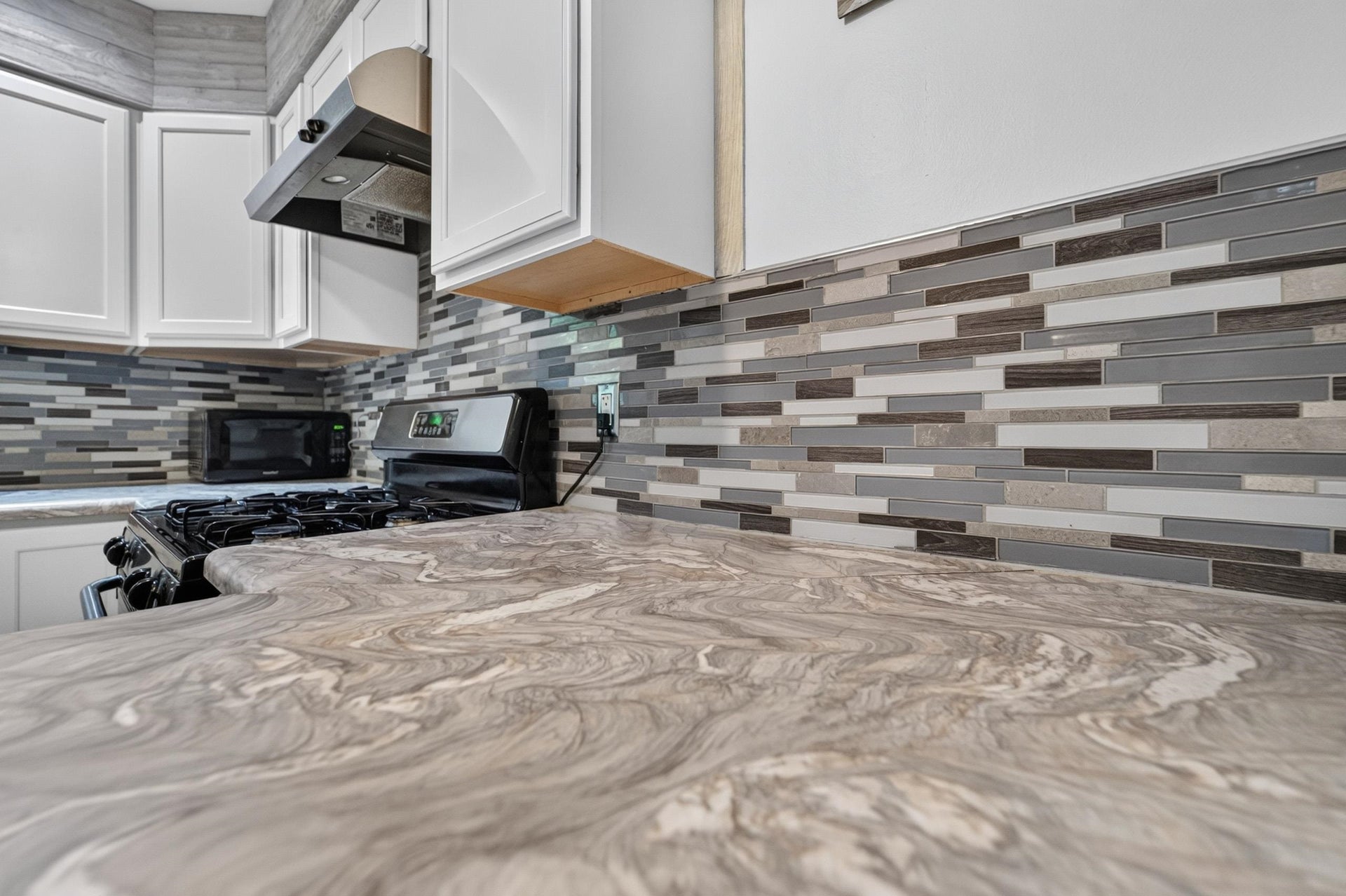 1221 Debra Lane, Madison, WI 53704