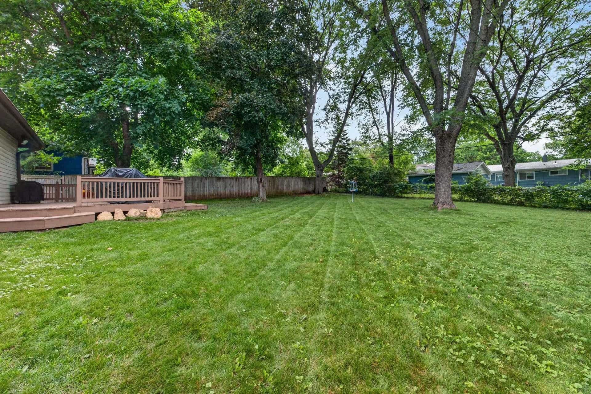 1221 Debra Lane, Madison, WI 53704