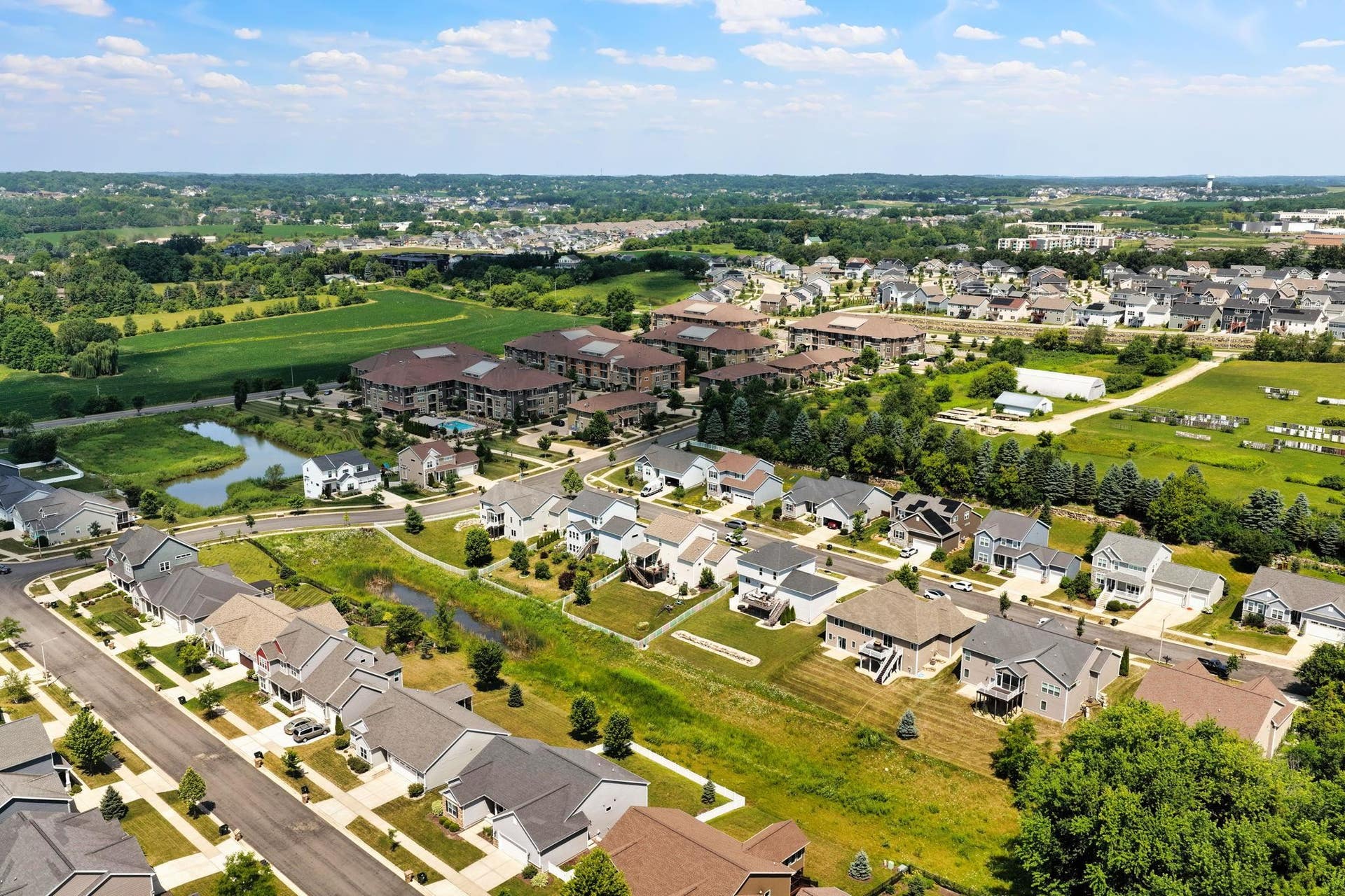 9521 Wild Prairie Trail, Madison, WI 53593