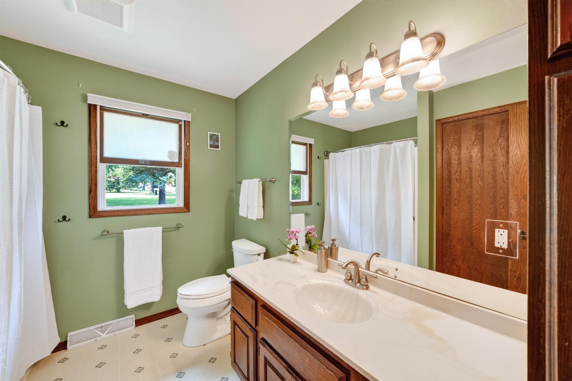 710 Olympic Street, Sun Prairie, WI 53590