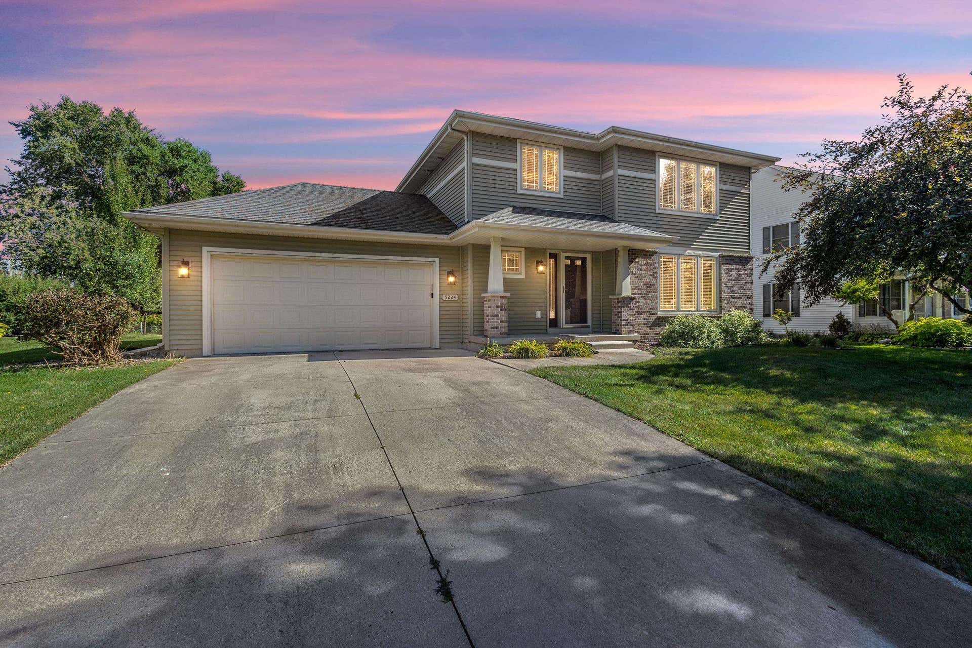 5224 Nannyberry Drive, Fitchburg, WI 53711