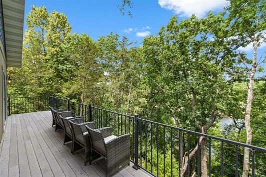 1000 Hillside Drive, Lake Delton, WI 53965