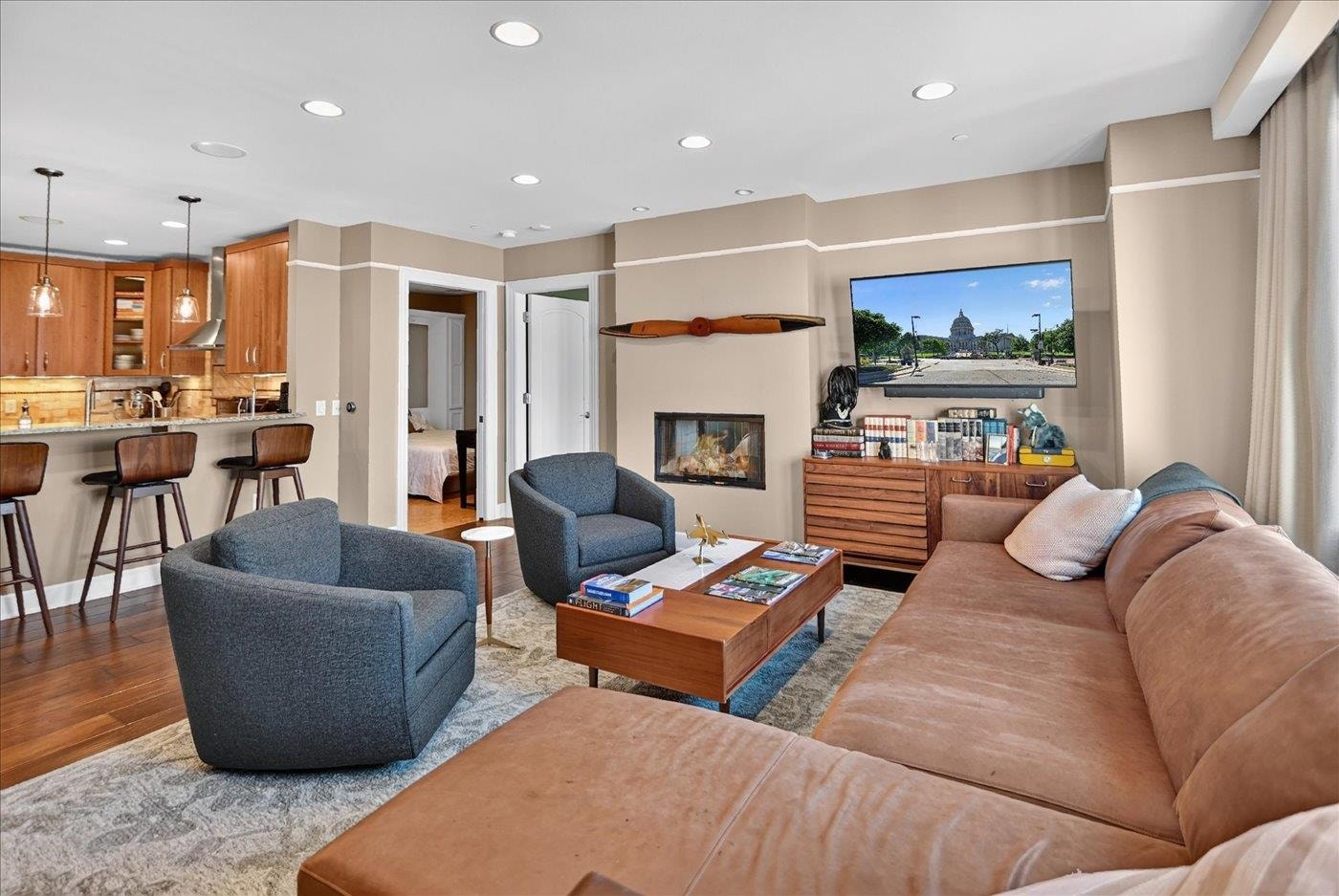 100 Wisconsin Avenue, #805, Madison, WI 53703