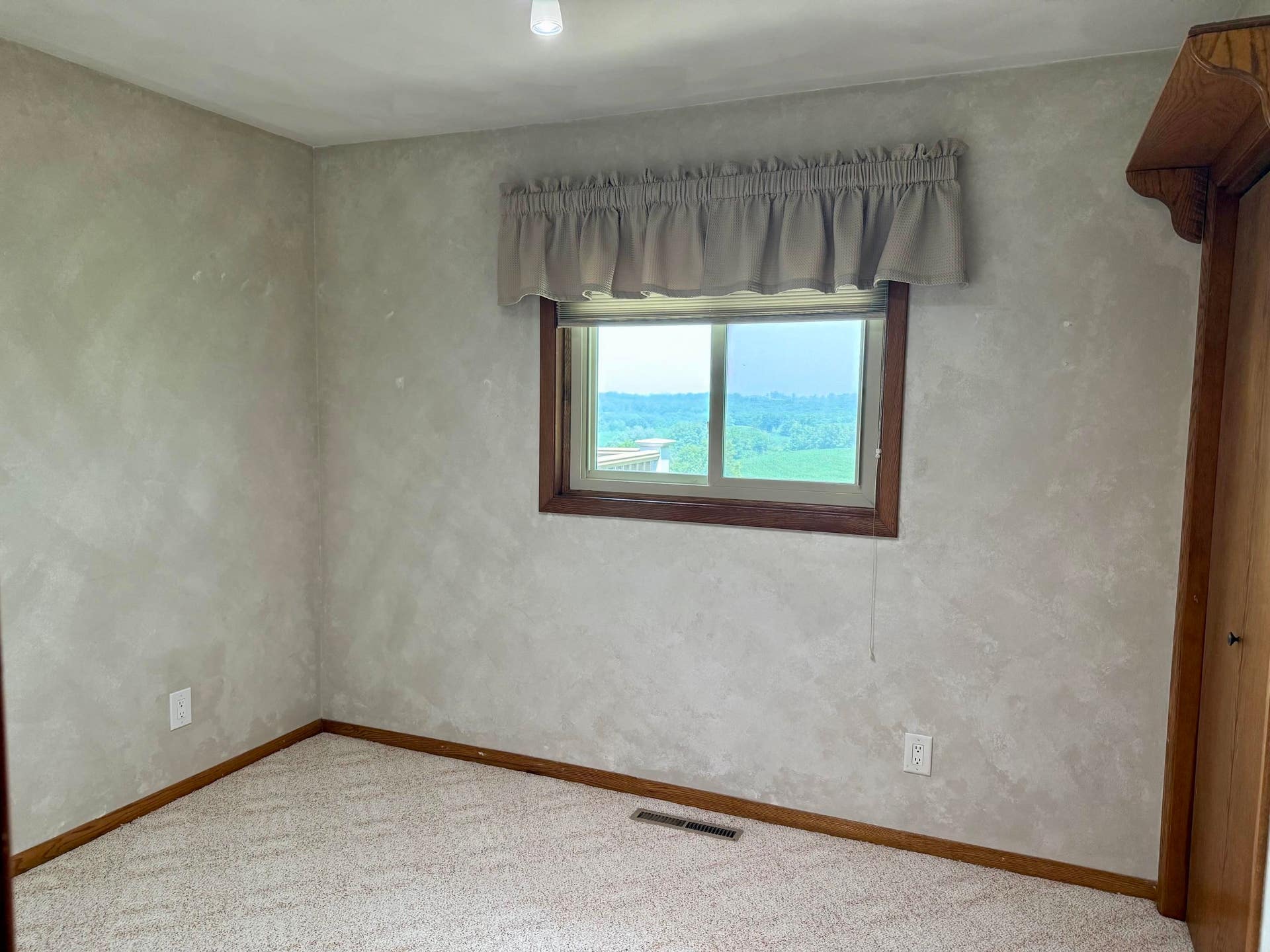 W6708 Smock Valley Road, Monroe, WI 53566