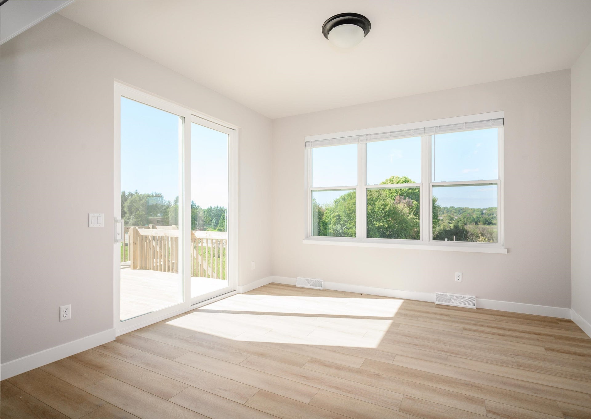 616 Clear Pond Way, Madison, WI 53593