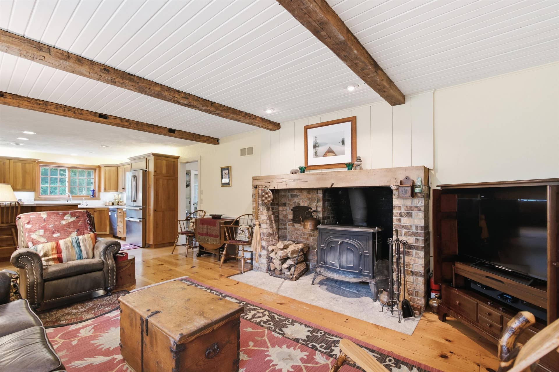 N6641 Woodfield Lane, Lake Mills, WI 53551