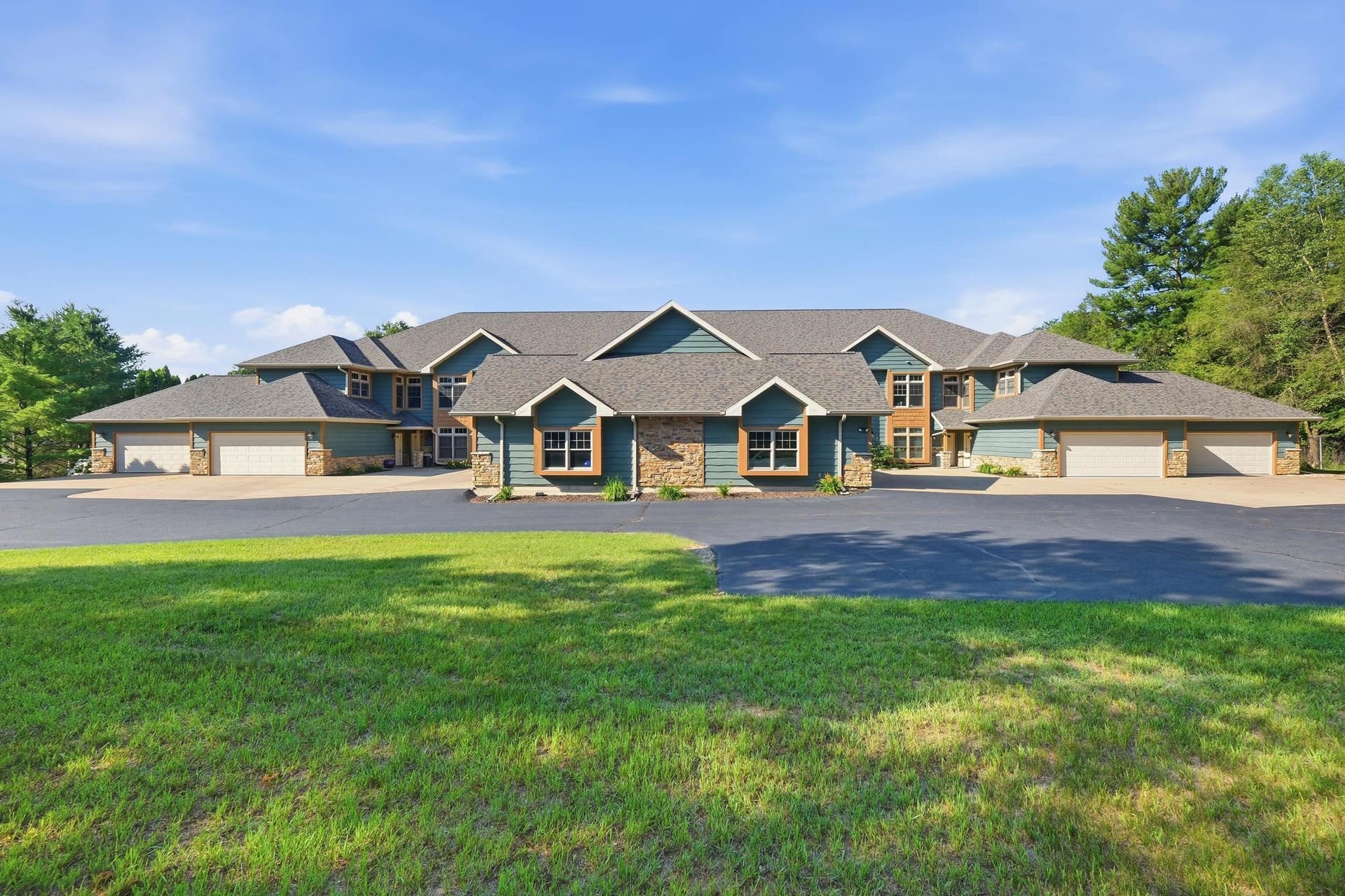 40 Illinois Avenue, #8, Wisconsin Dells, WI 53965