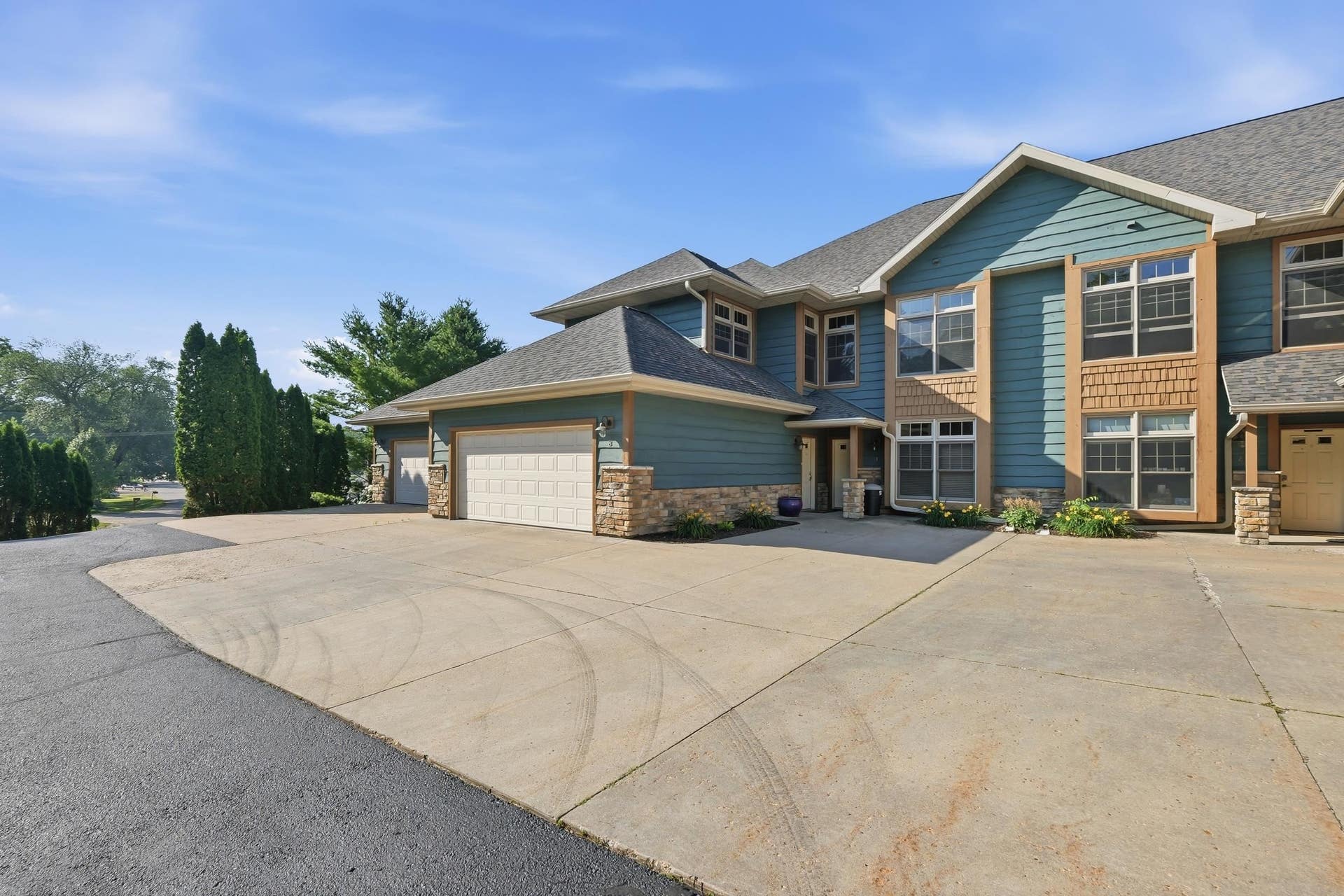 40 Illinois Avenue, #8, Wisconsin Dells, WI 53965