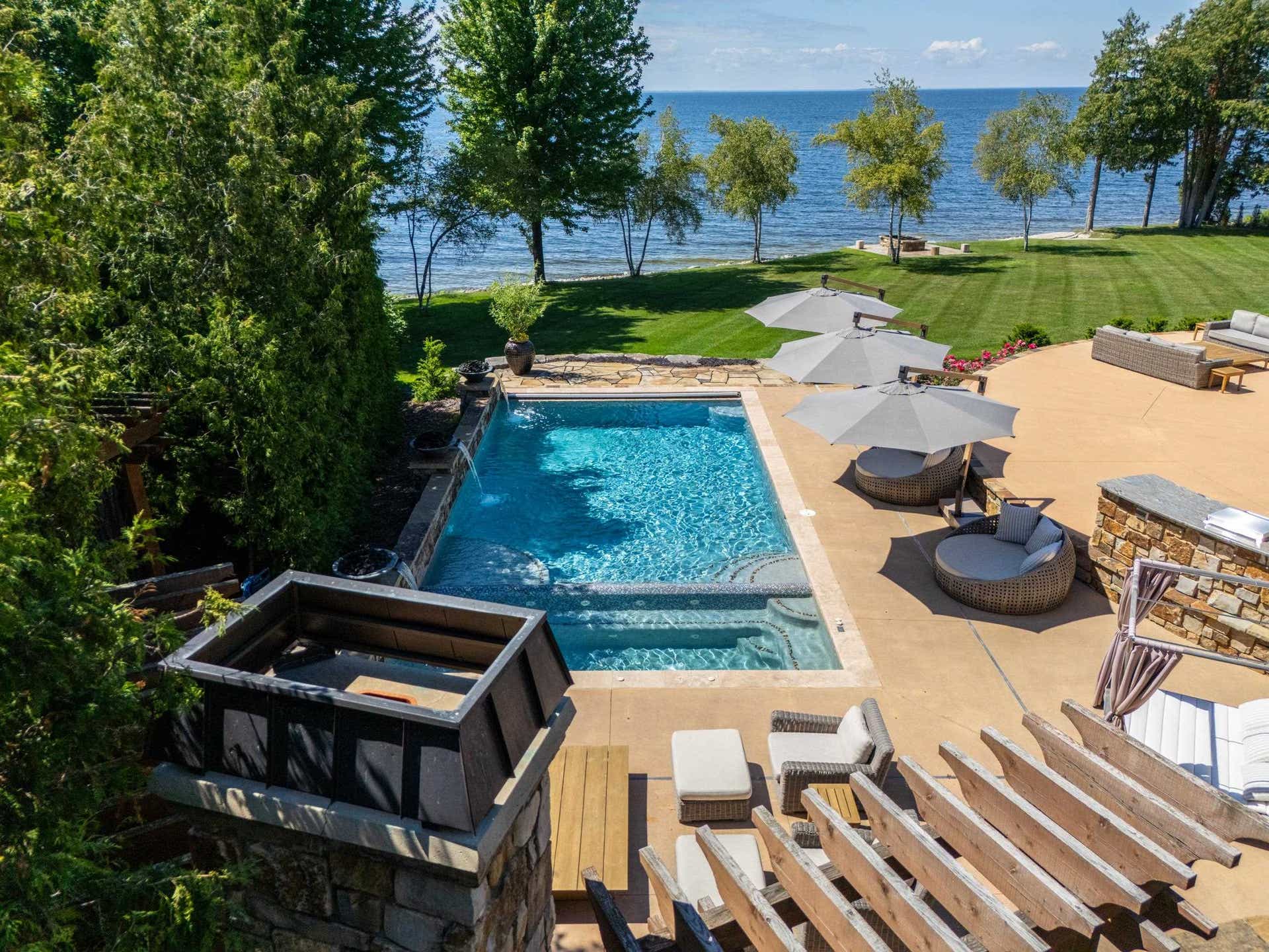 5707 Bay Shore Drive, Egg Harbor, WI 54235