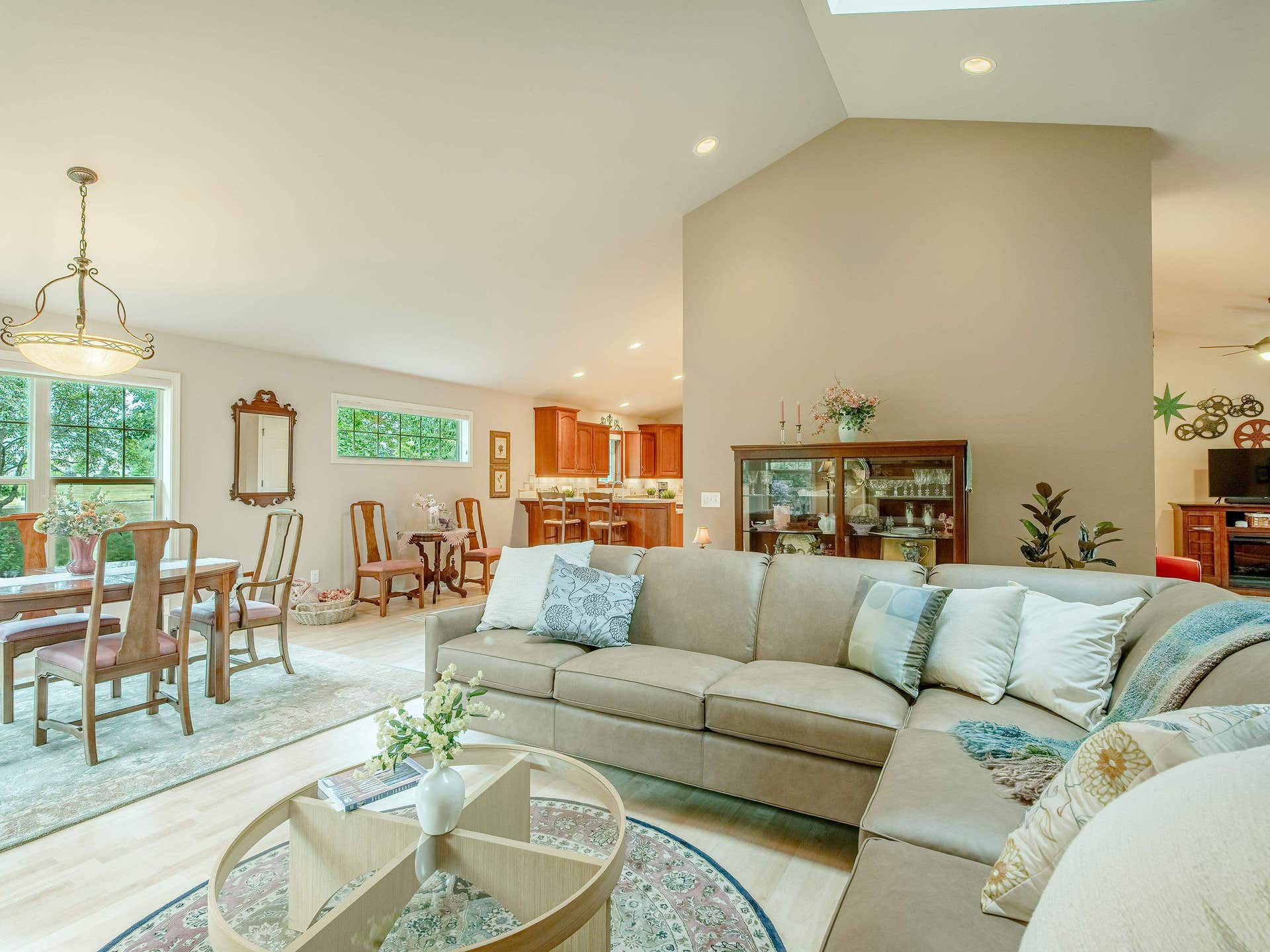 6027 Canyon Parkway, Madison, WI 53558