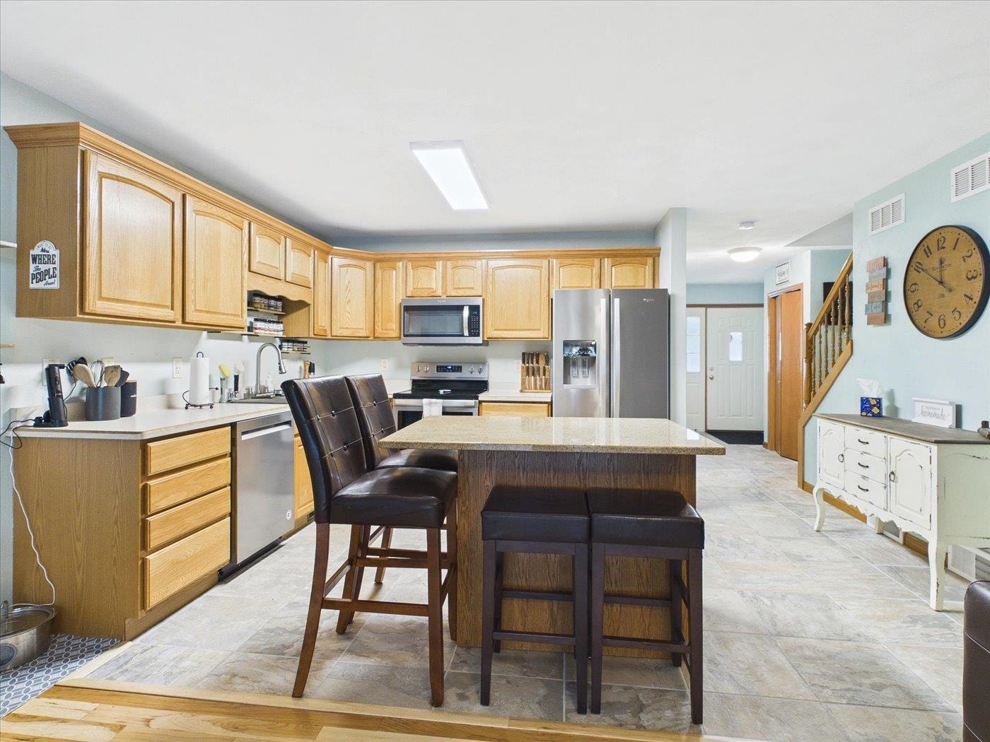 626 Village Lane, Sun Prairie, WI 53590