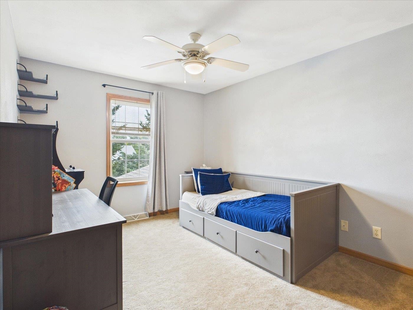 626 Village Lane, Sun Prairie, WI 53590