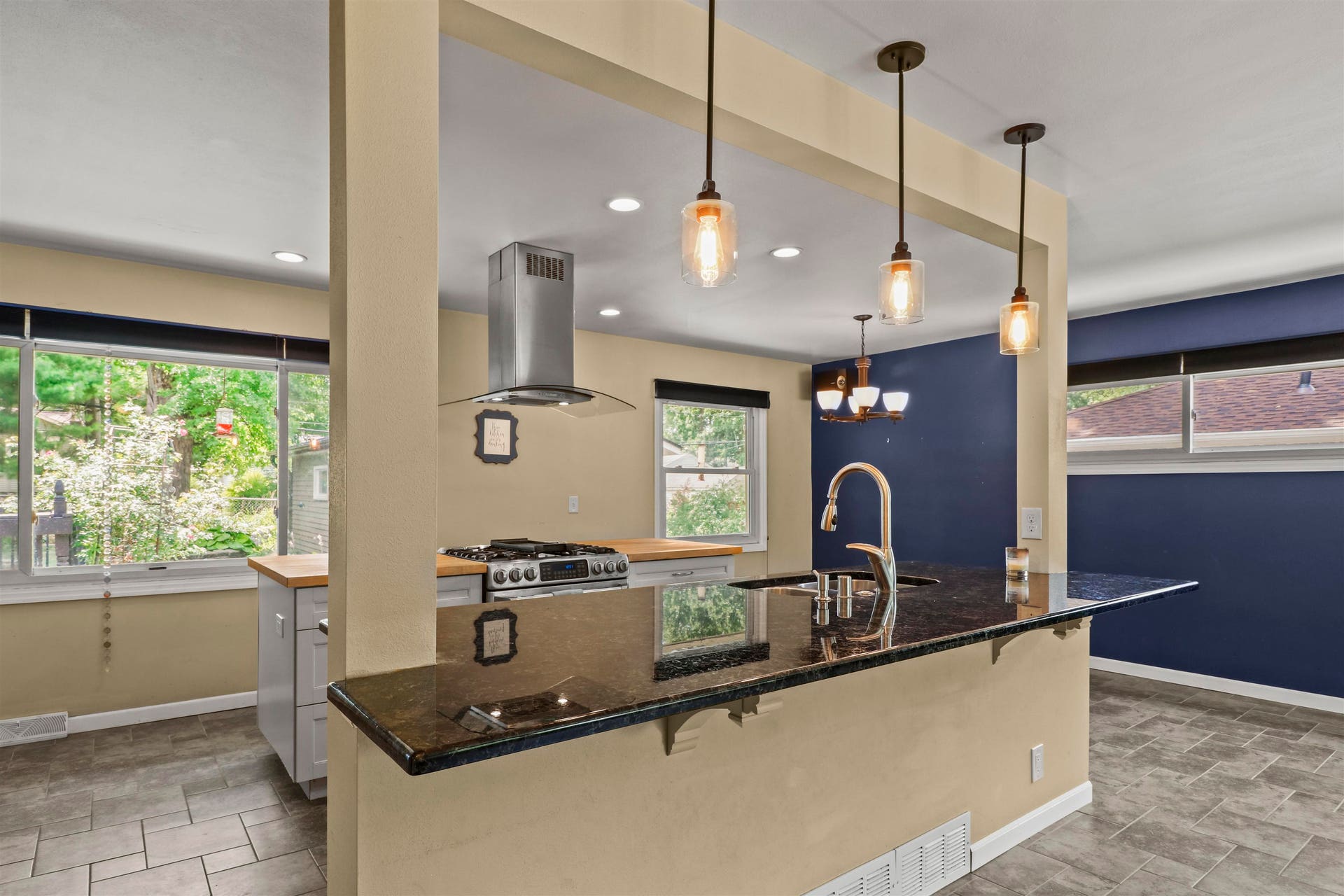 1717 Manley Street, Madison, WI 53704