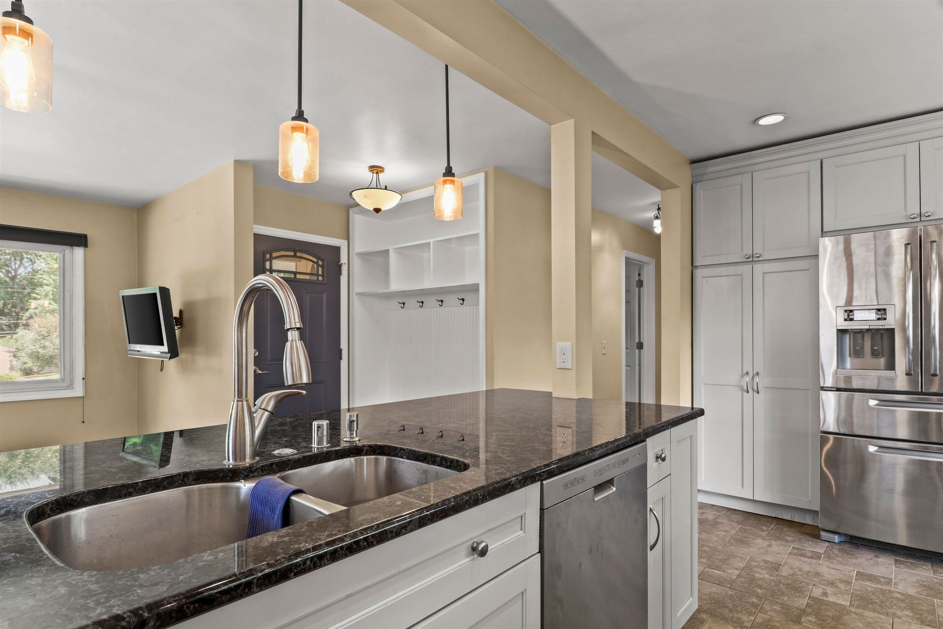 1717 Manley Street, Madison, WI 53704
