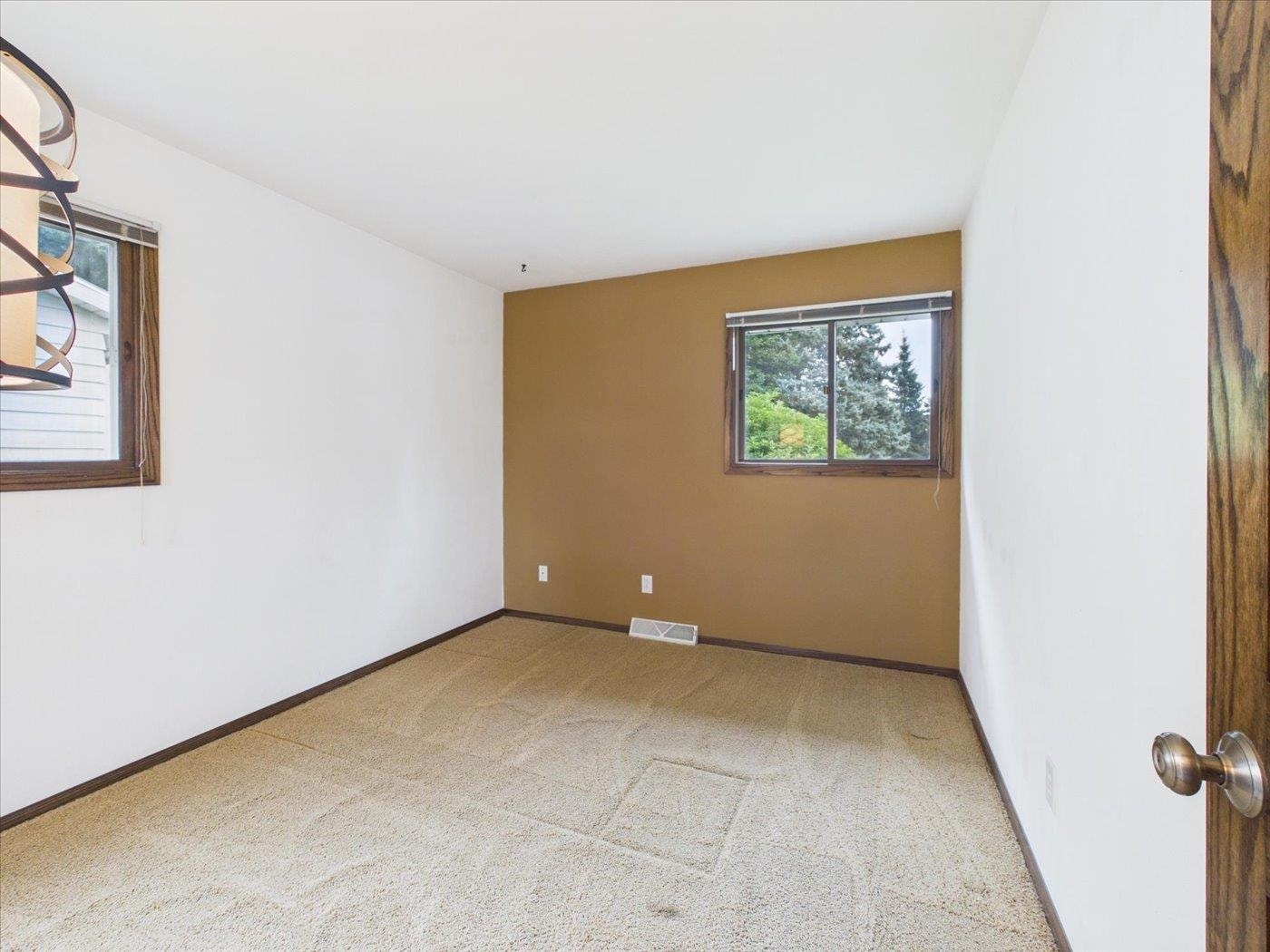 613 Whitehall Drive, Madison, WI 53714