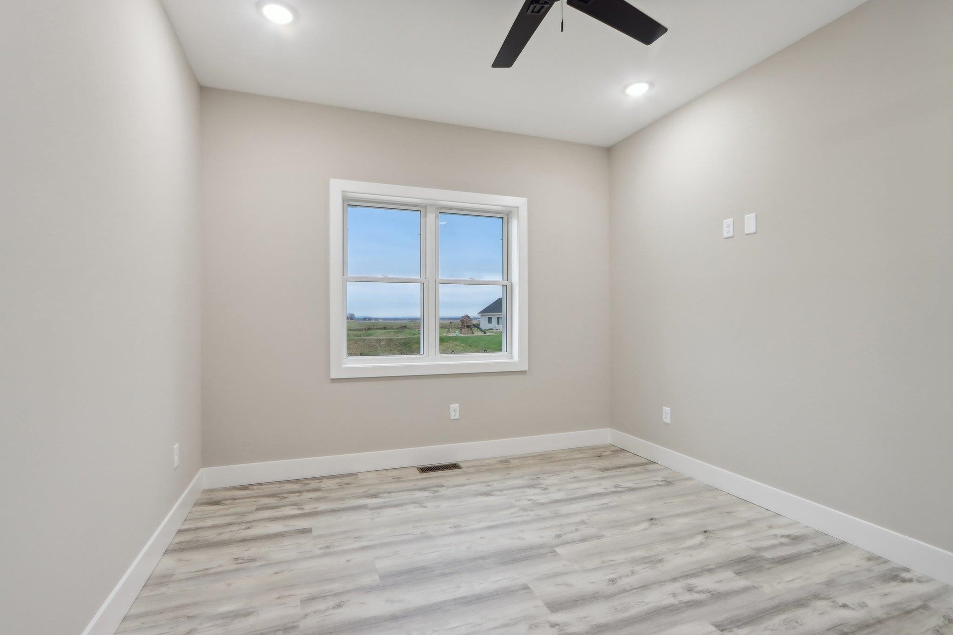 228 Falcon Court, Sauk City, WI 53583
