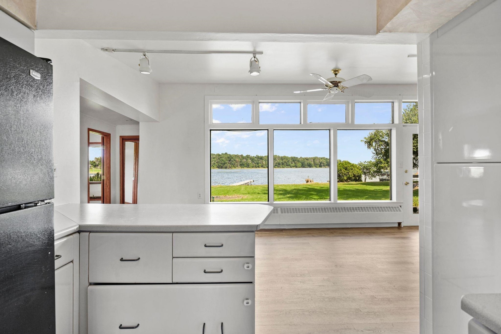 3048 Waunona Way, Madison, WI 53713
