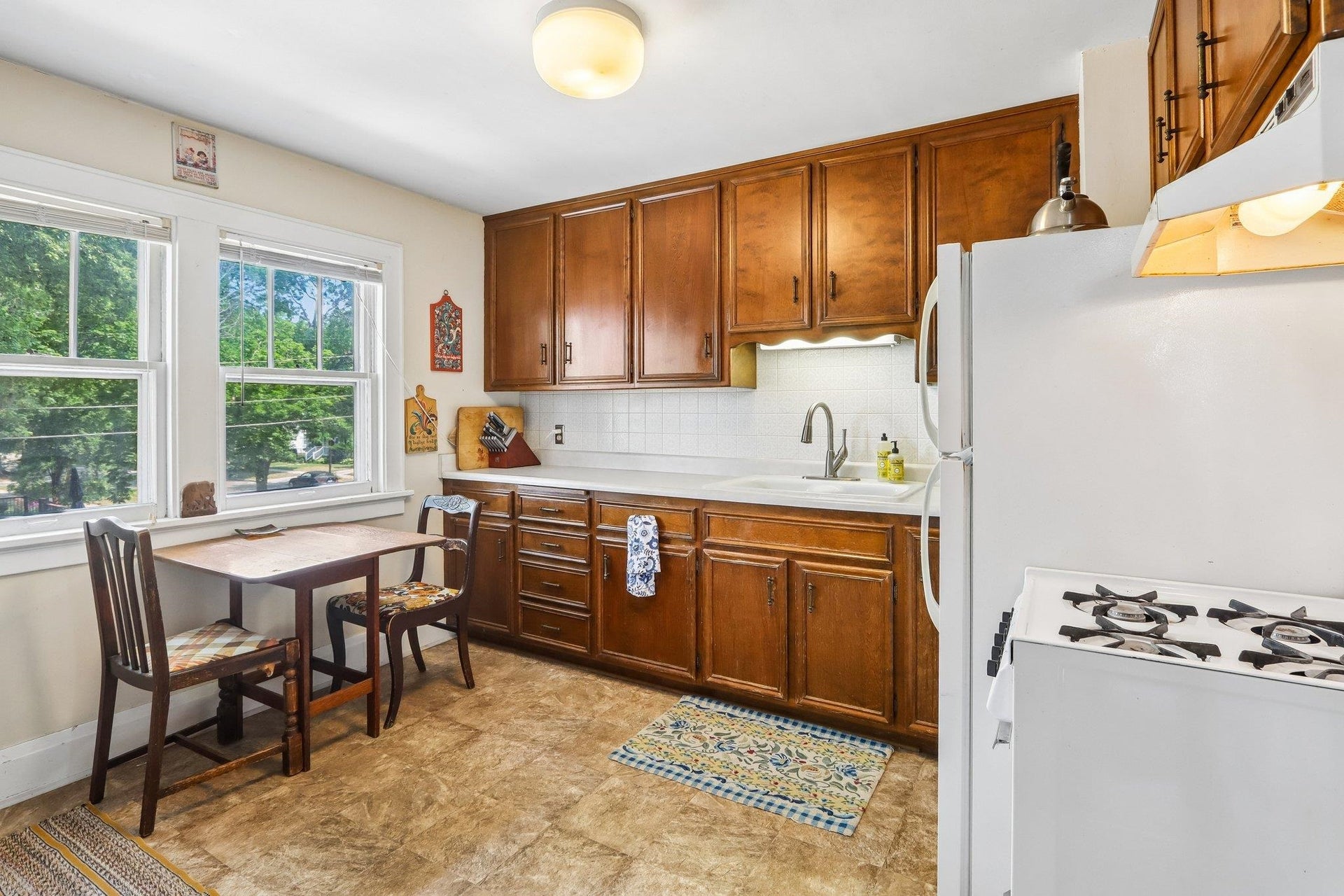 802 Emerson Street, Madison, WI 53715