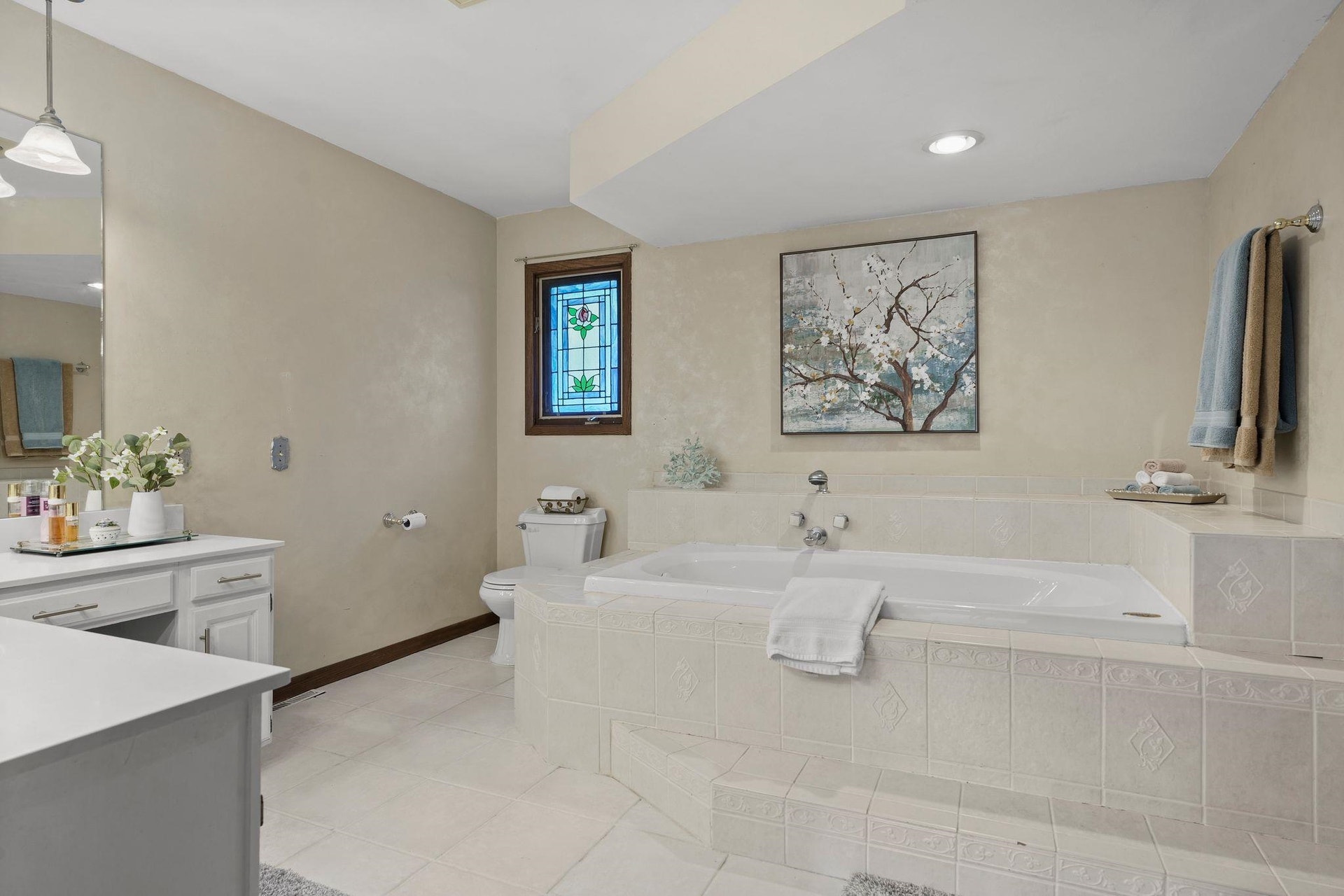 6211 Indian Mound Drive, McFarland, WI 53558