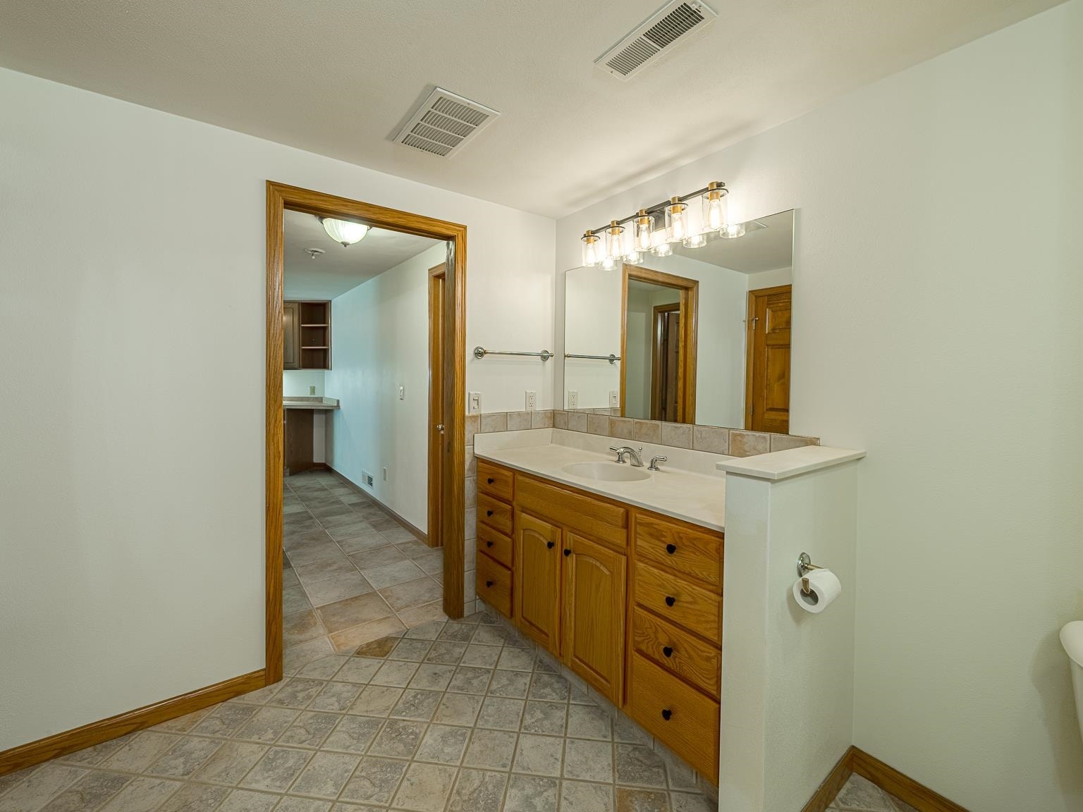 5941 Woods Edge Road, Fitchburg, WI 53711