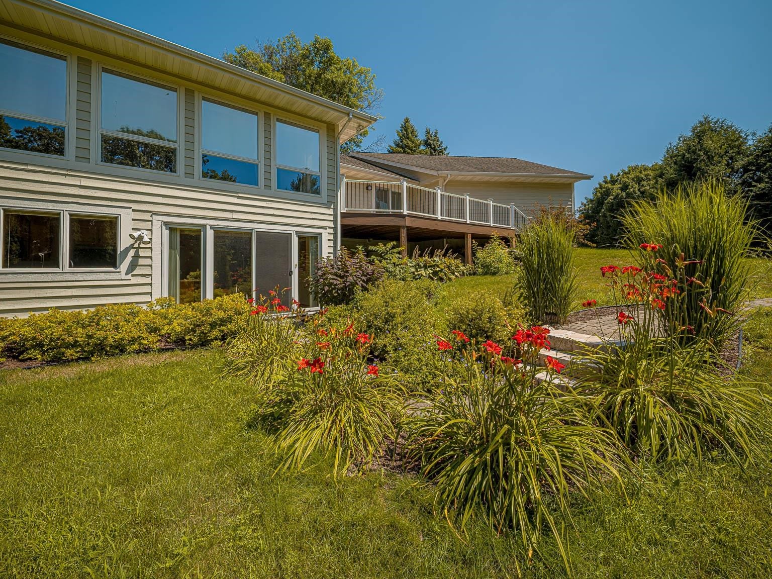 5941 Woods Edge Road, Fitchburg, WI 53711