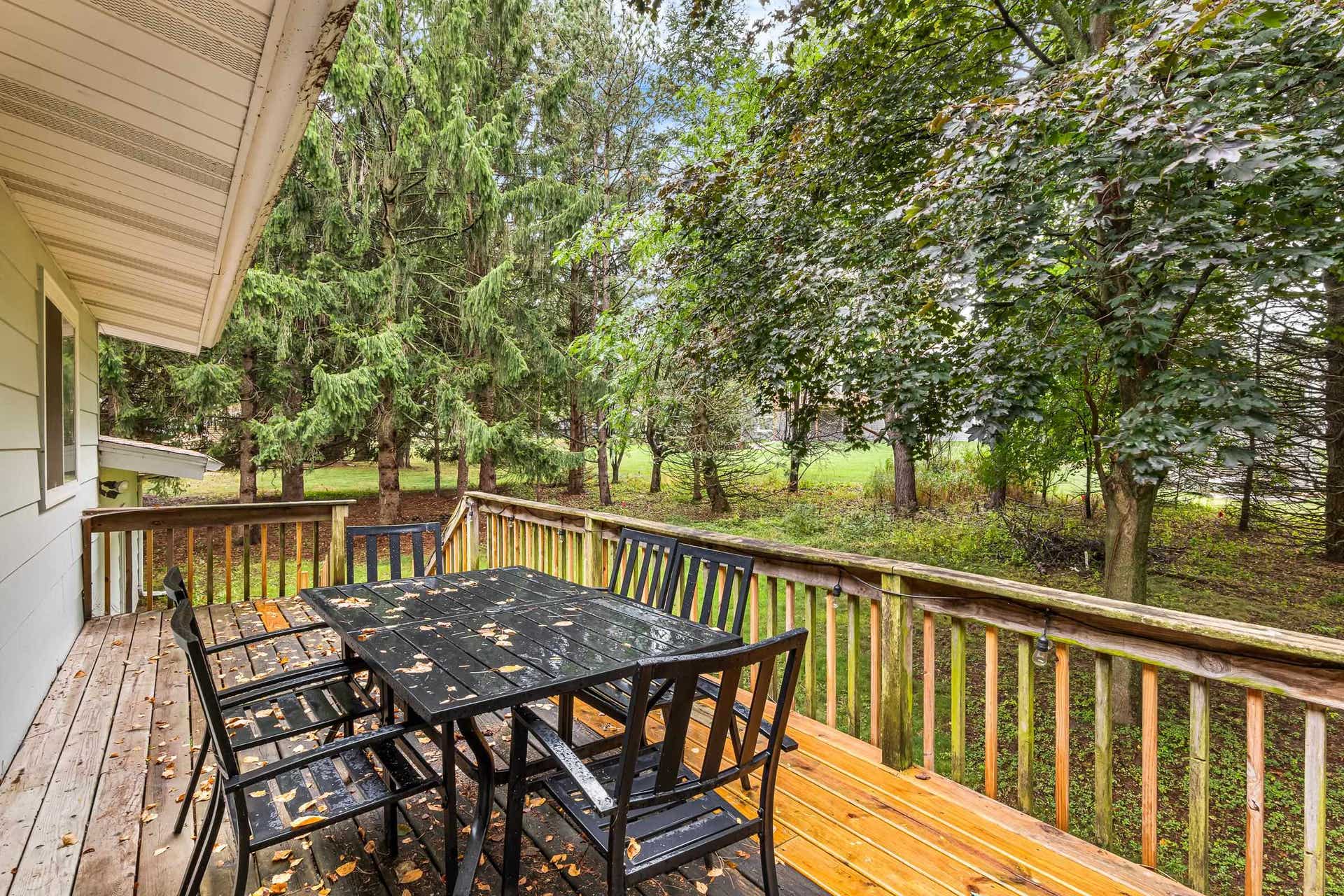 W3141 Bay Road, Brooklyn, WI 54941