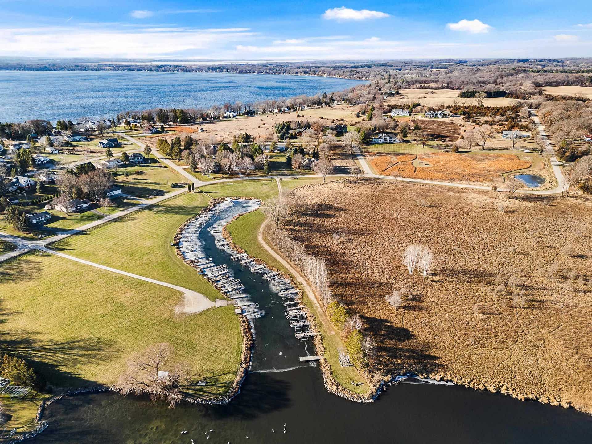 W3141 Bay Road, Brooklyn, WI 54941