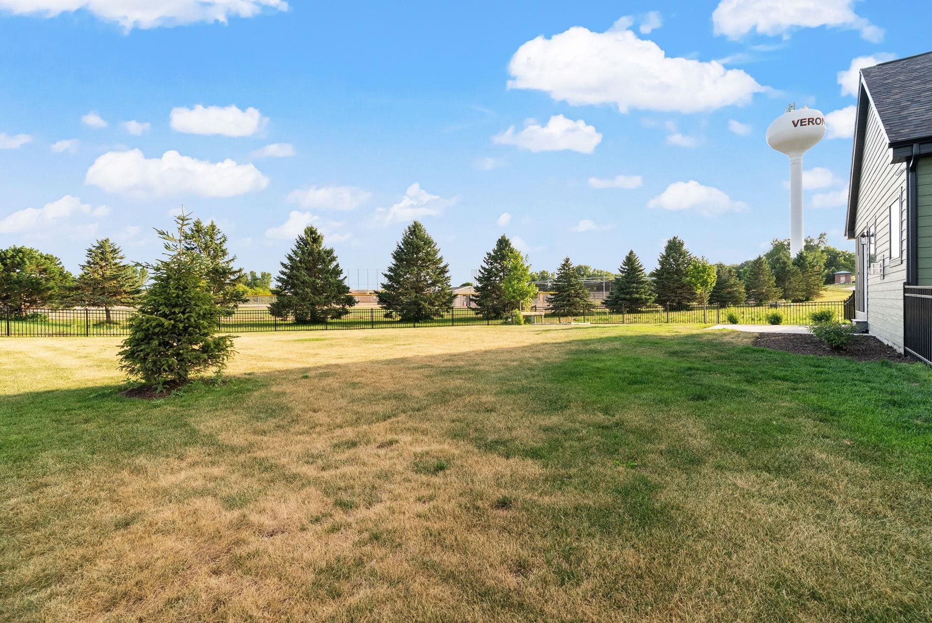 701 Mocha Way, Verona, WI 53593