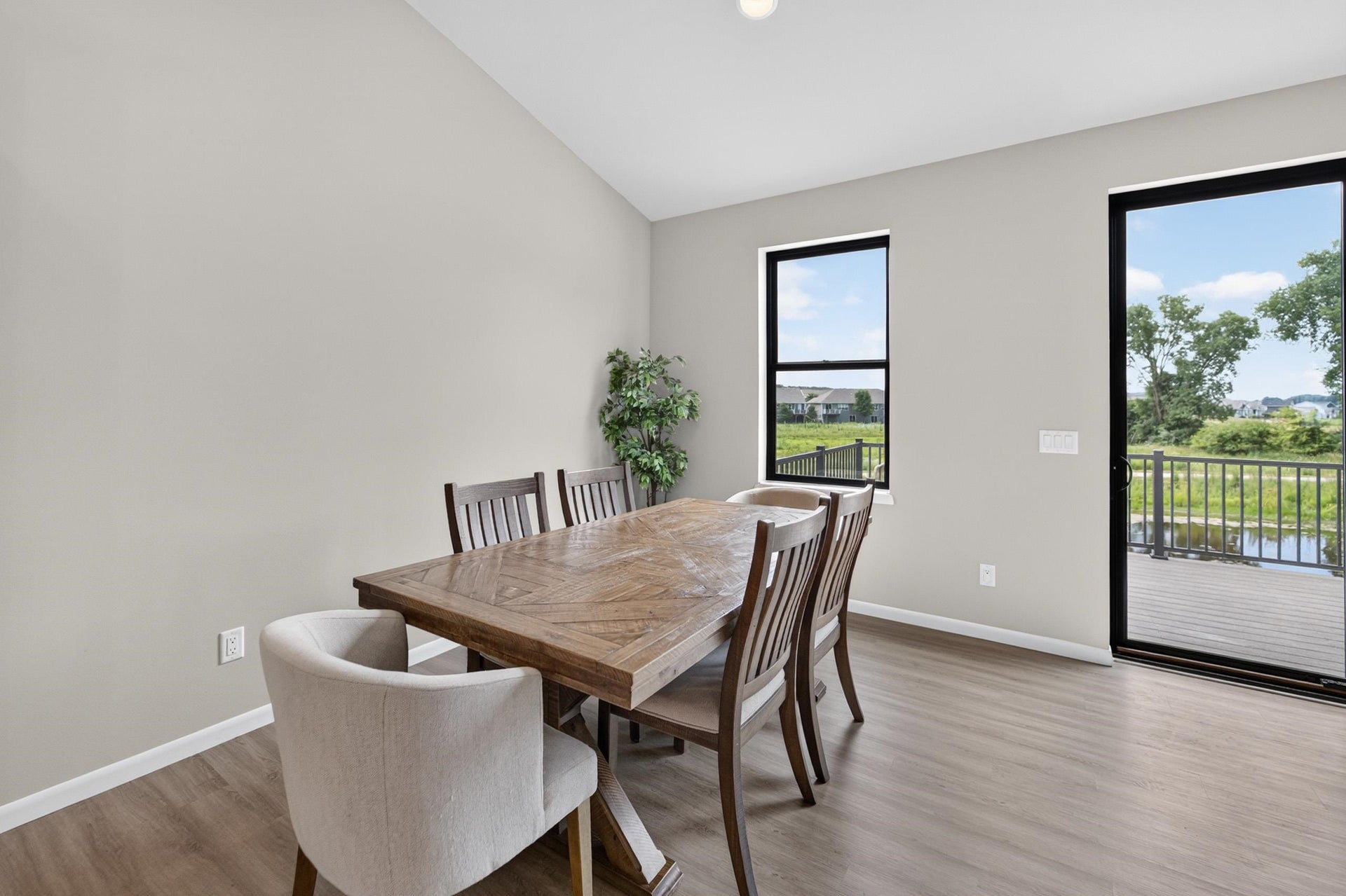 1280 Twisted Branch Way, Sun Prairie, WI 53590