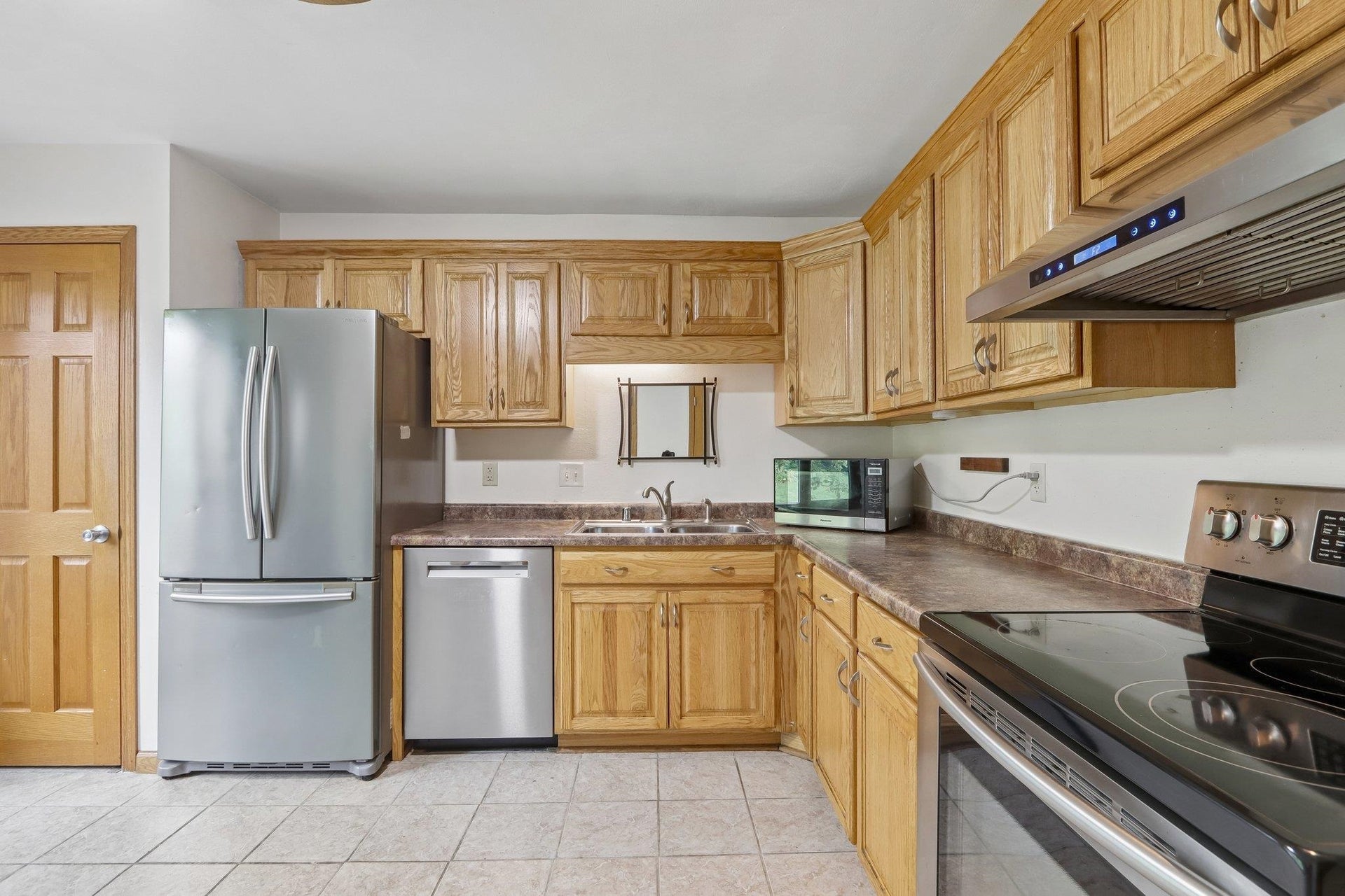 95 S Lakewood Gardens Lane, Madison, WI 53704